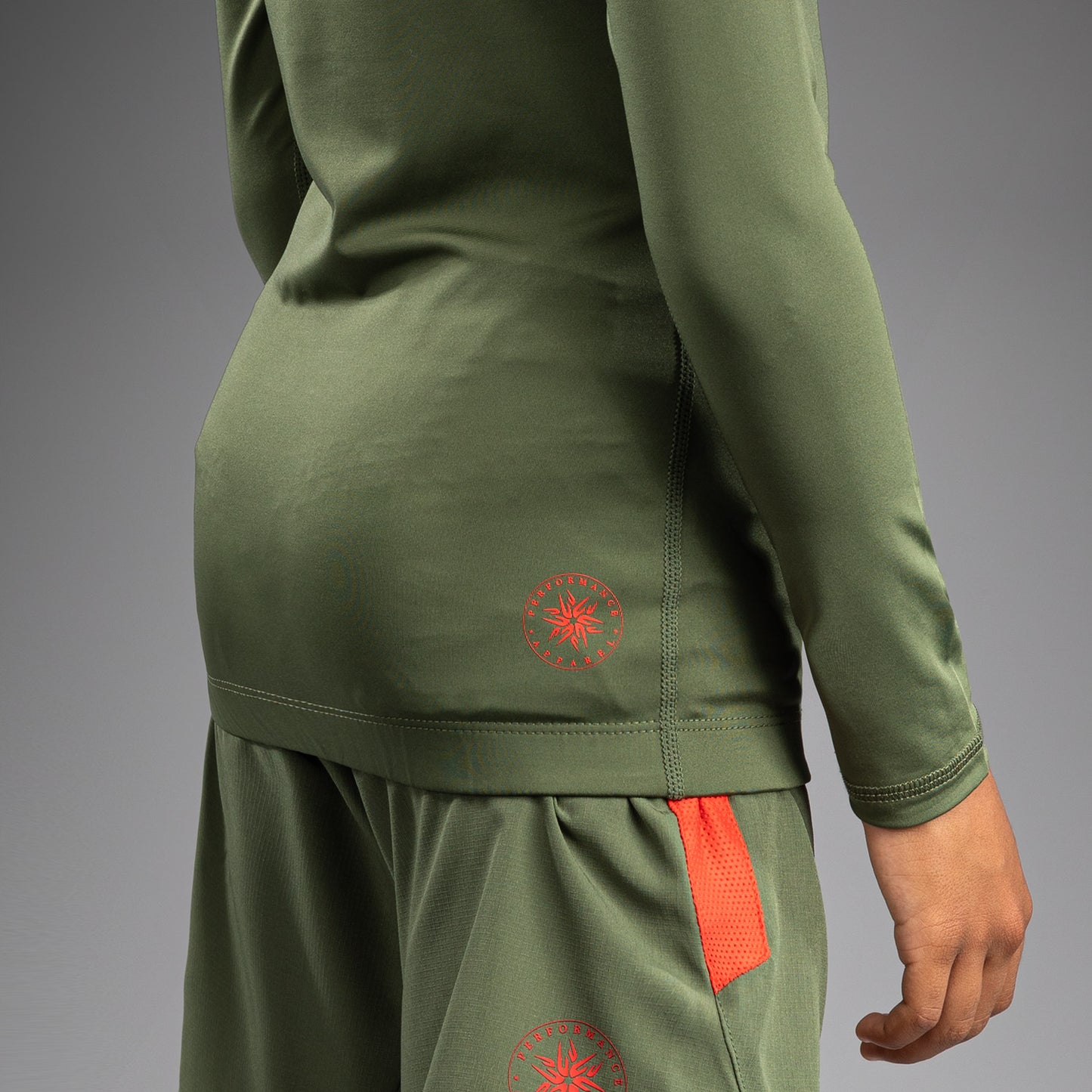 Venum Contender Rashguards Manga Larga para Niños - Verde Ejército/Naranja