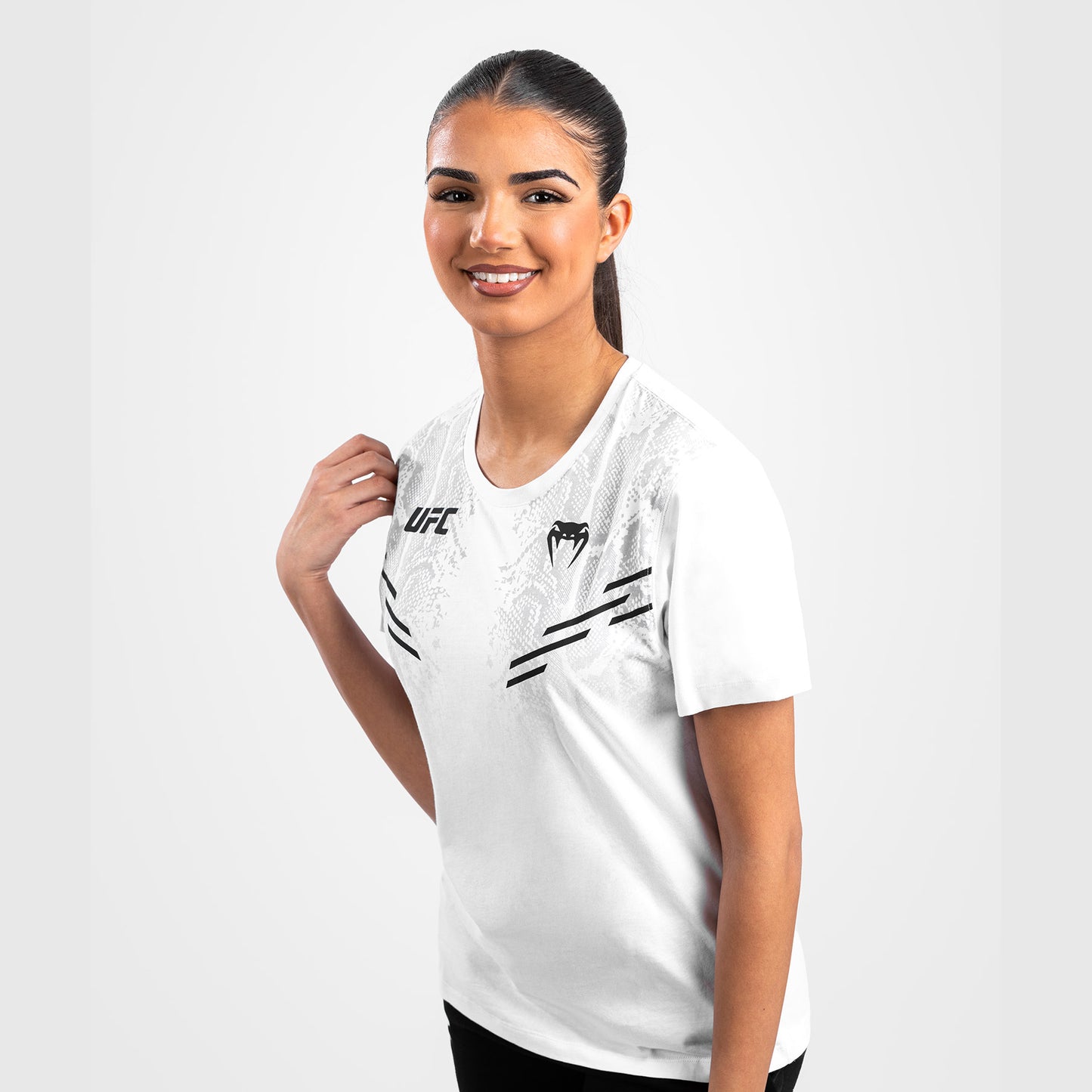UFC Adrenaline by Venum Replica Camiseta manga corta para Mujer - Blanca