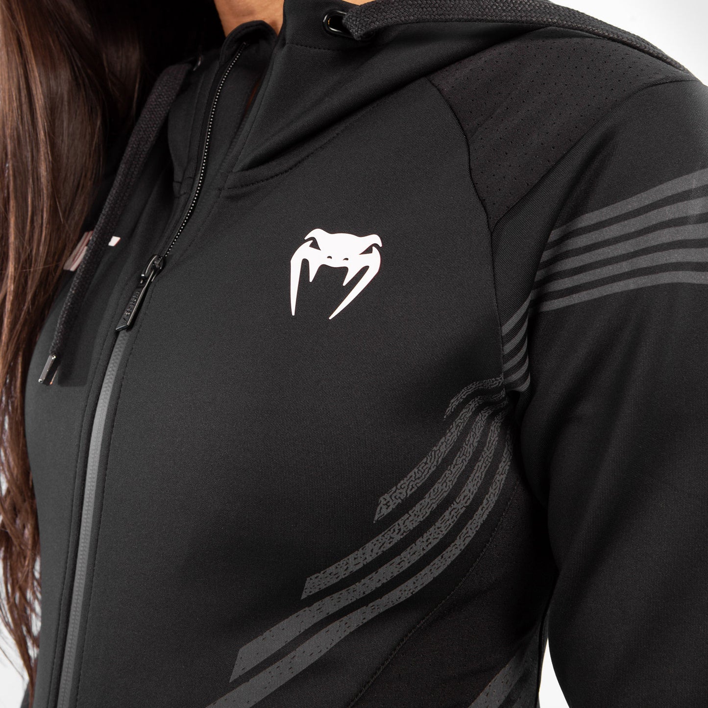 Sudadera Para Mujer UFC Venum Authentic Fight Night Walkout - Negro