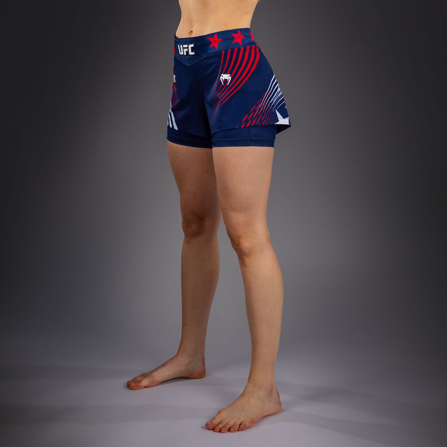 Official UFC Freedom 250 by Venum Authentic Fight Night Fight Shorts para mujer - Azul