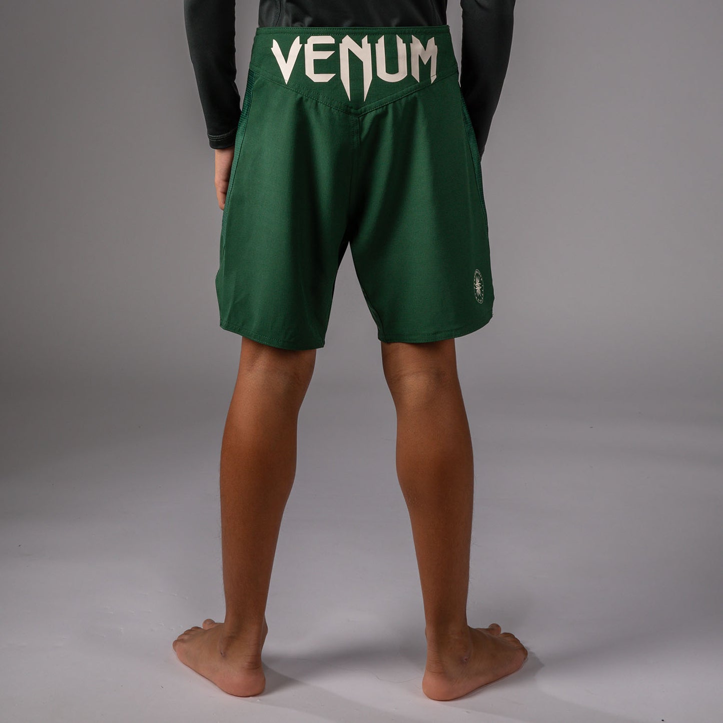 Venum Attack Fightshorts Niños - Verde Bosque/ Blanco Roto