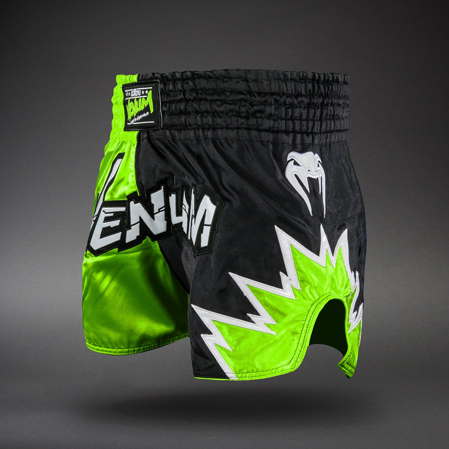 Venum Inferno 2.0 Pantalones Cortos de Muay Thai - Verde/Negro