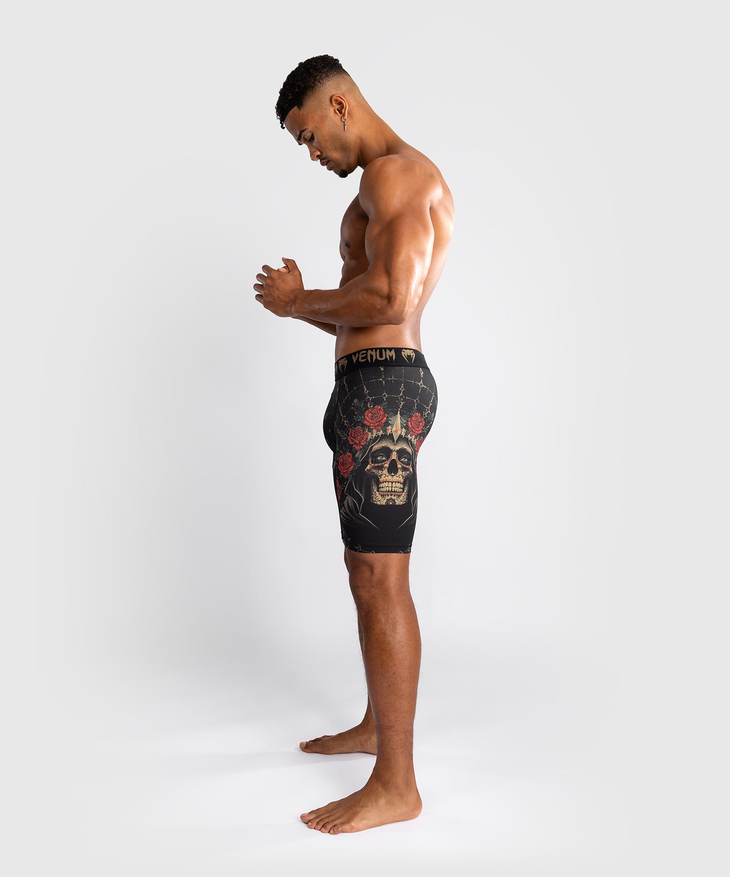 Venum Santa Muerte 5.0 Pantalones Cortos Vale Tudo para Hombre - Negro Profundo/Oro