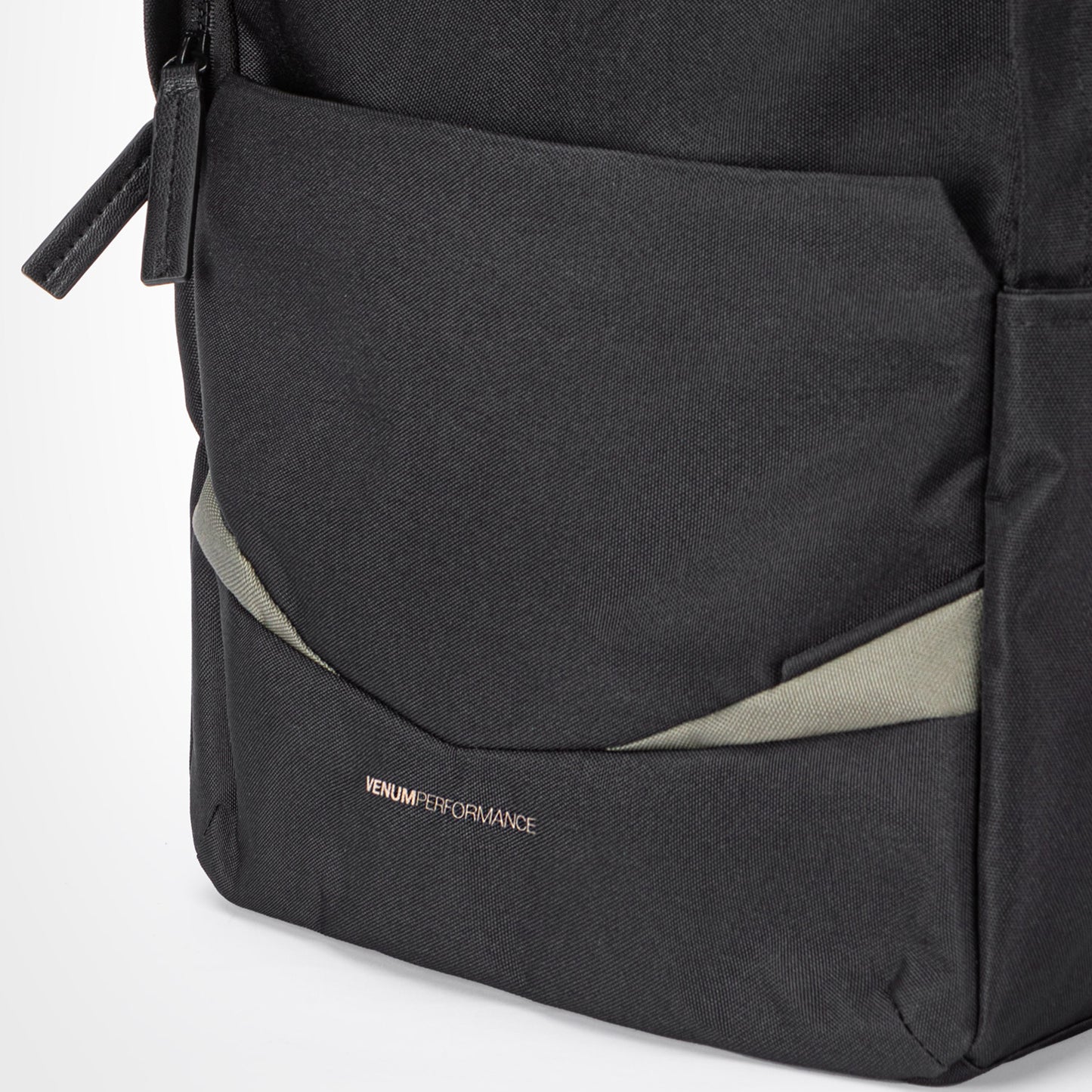 Venum Evo 2 Mochila Ligera (20-25L) – Negro/Caqui