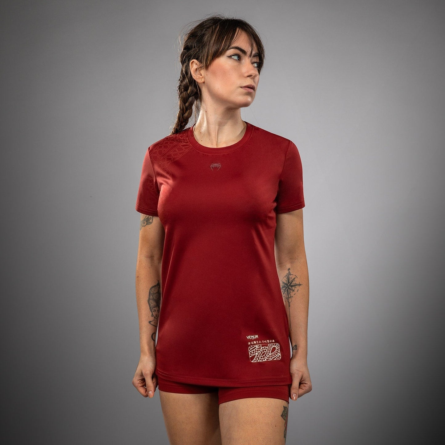 Venum Serpenti Camiseta Dry-Tech para Mujer – Burdeos/Marfil