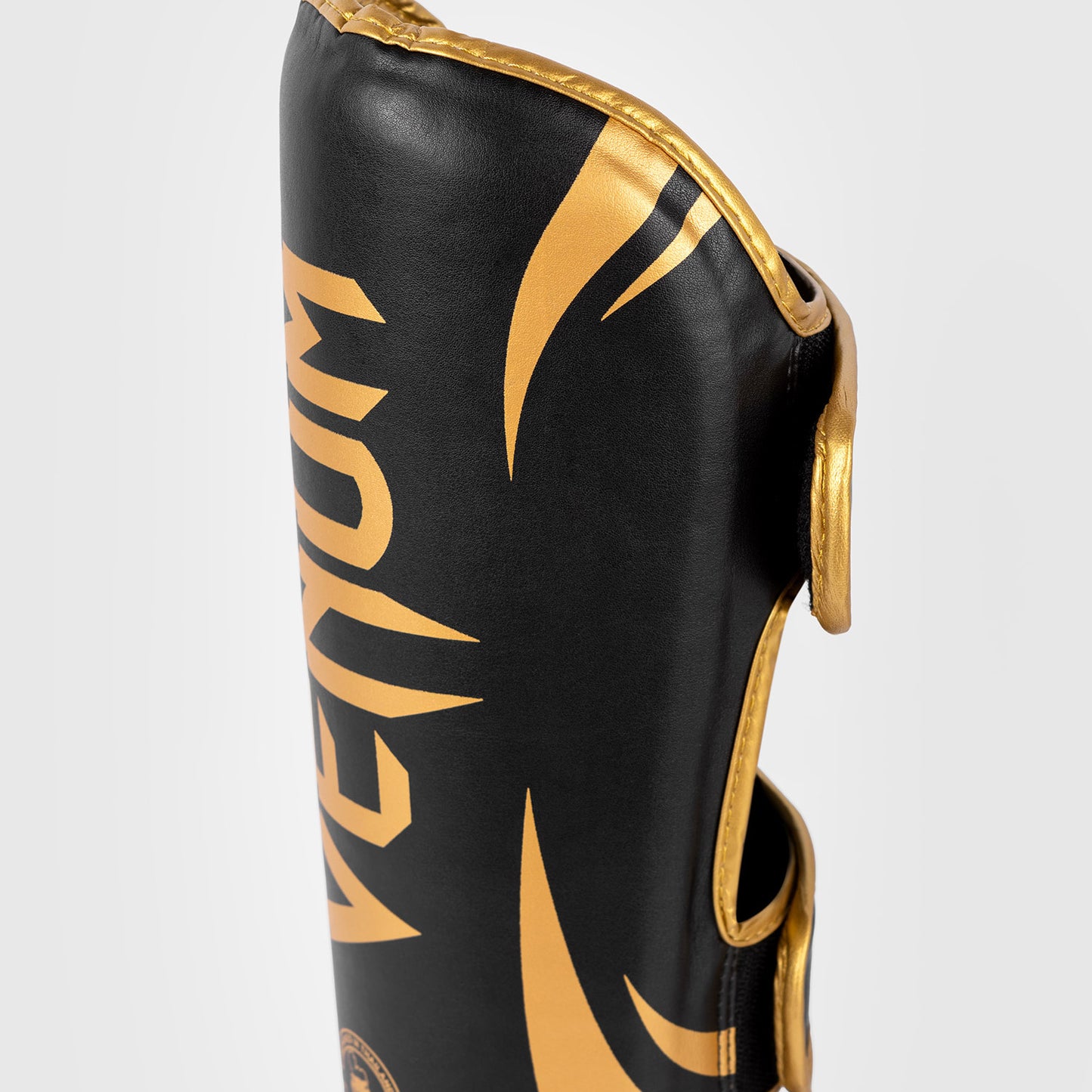 Venum Challenger Espinilleras de pie - Negro/Oro