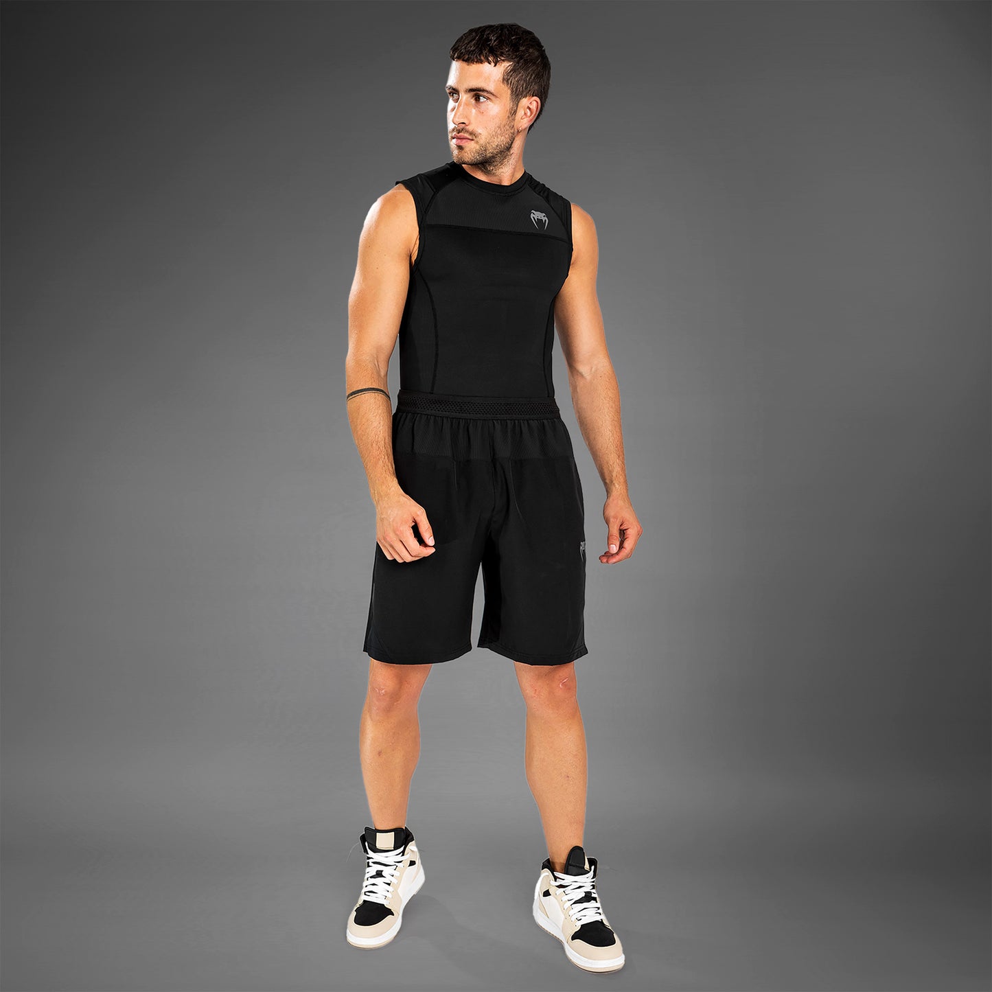 Rashguard sin mangas Venum G-Fit Air - Negro