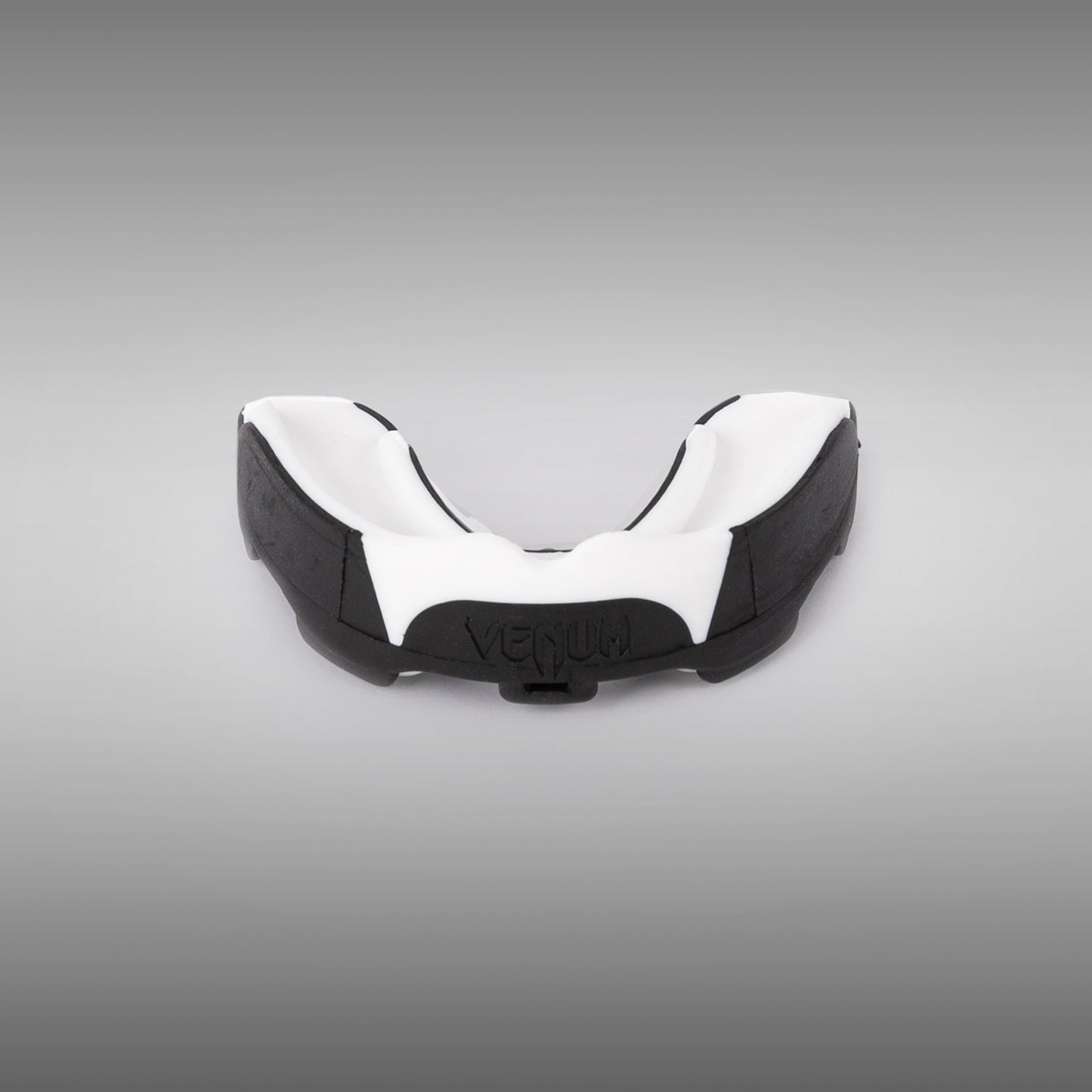 Venum Predator Protector Bucal con Correa/Sin Correa - Negro/Blanco