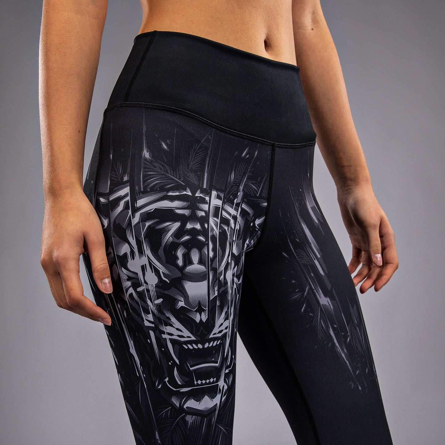 Venum Tiger Leggings para Mujer - Negro/Plata
