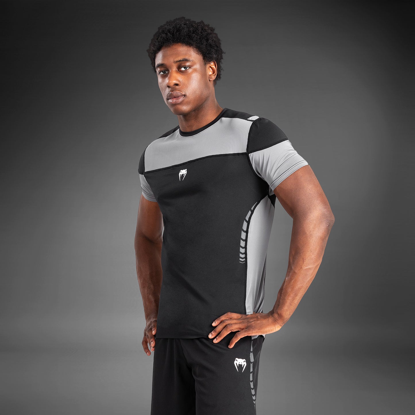 Venum Tempest Camiseta para Hombre Dry-Tech - Negra/Gris