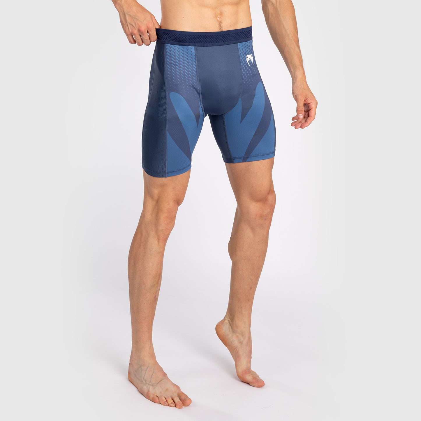 Venum Attack Vale Tudo Short para Hombre - Azul Marino