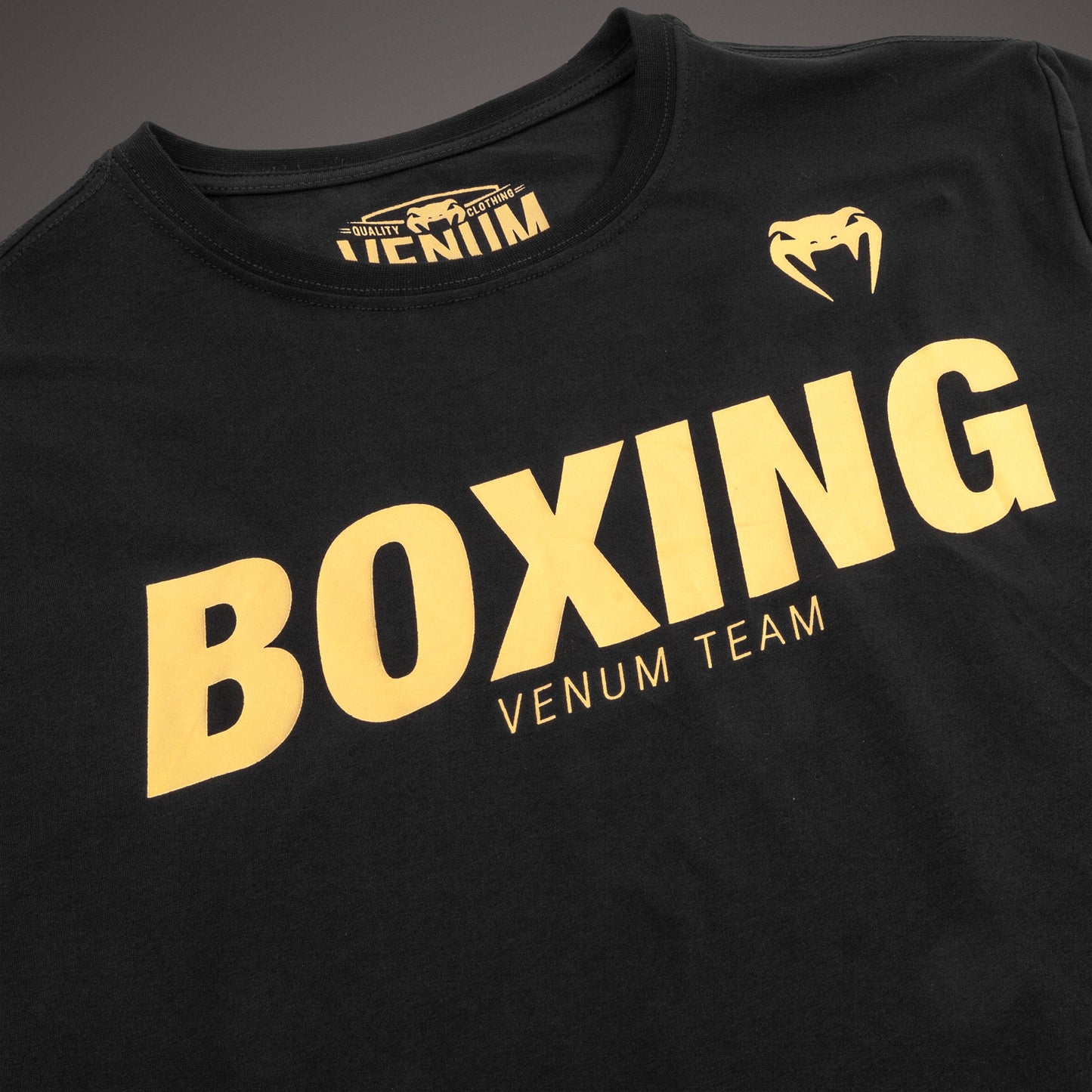 Venum Boxing VT Camiseta - Negro/Dorado