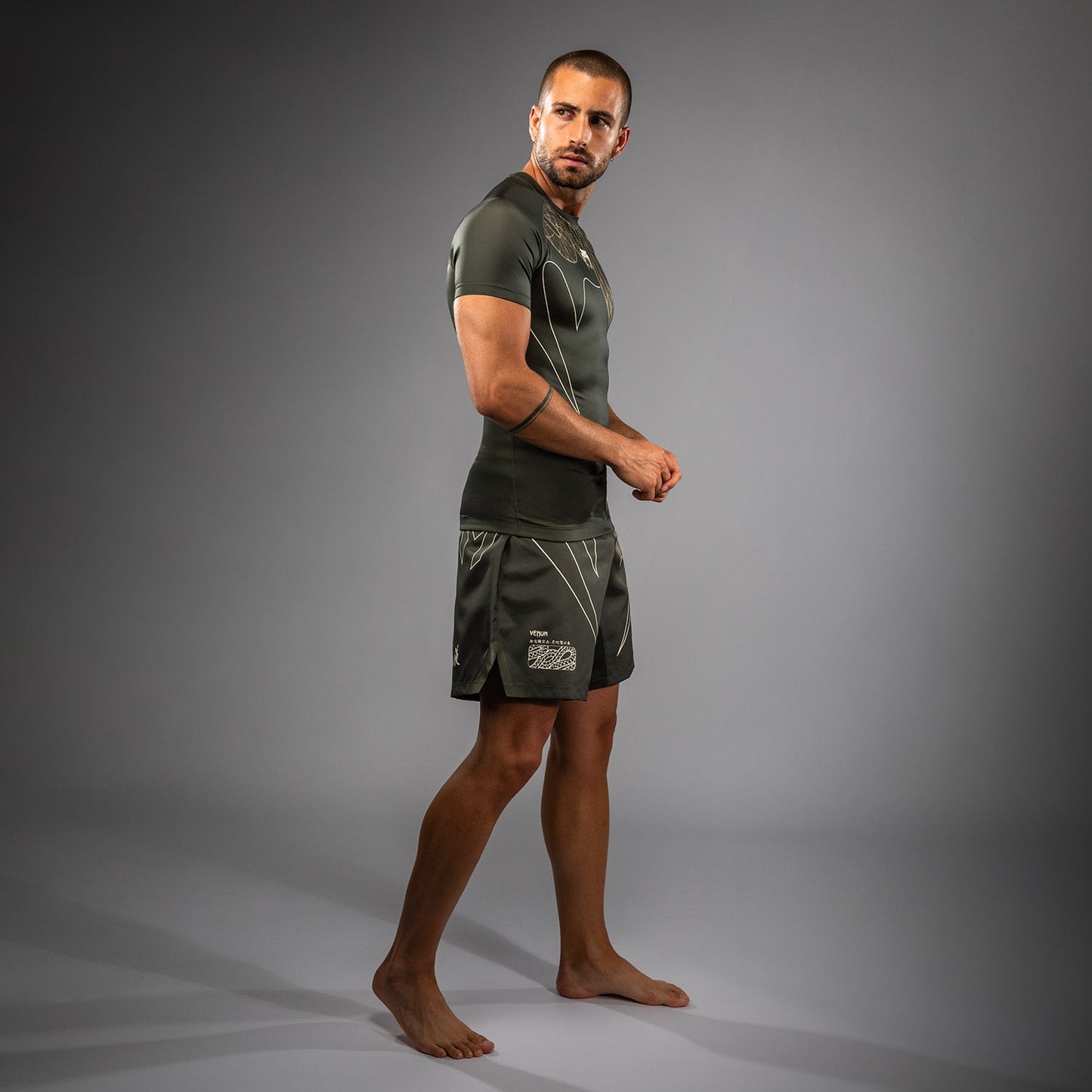 Venum Serpenti Rashguard de Manga Corta – Caqui/Bronce/Marfil