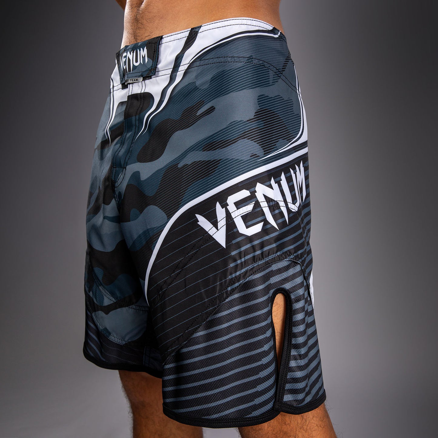 Venum Camo Hero Short de Combate - Azul Marino Oscuro/Azul