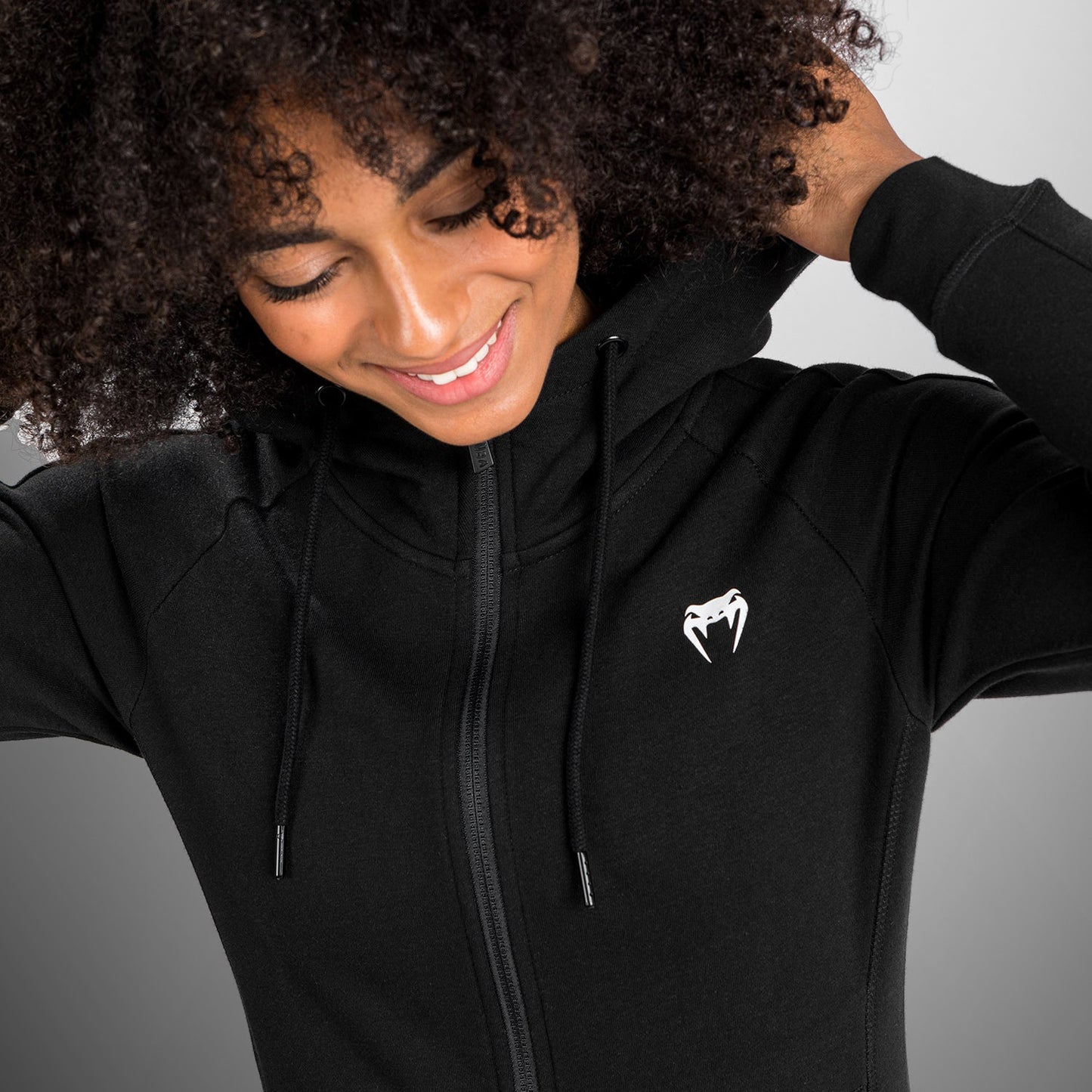 Sudadera Venum Essential - Negro