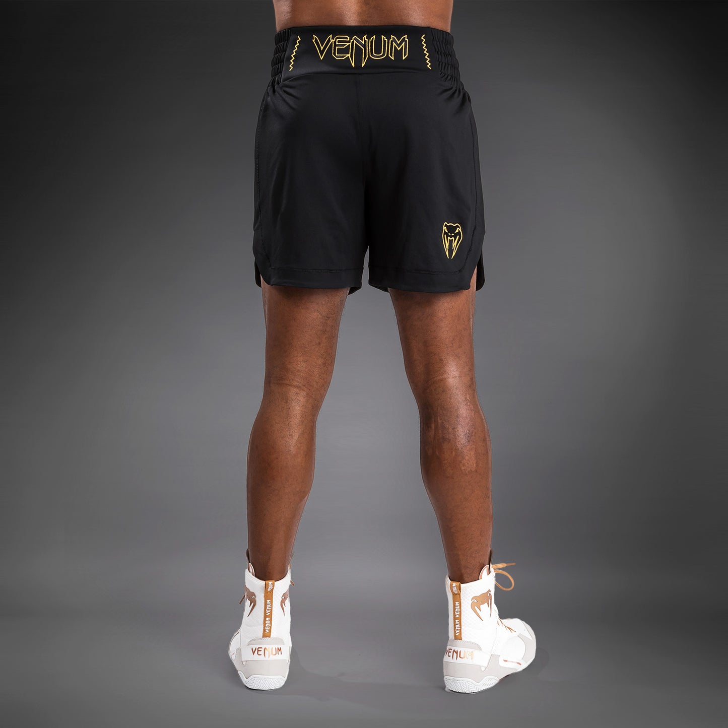 Venum Classic  Boxing Shorts - Negro/Dorado