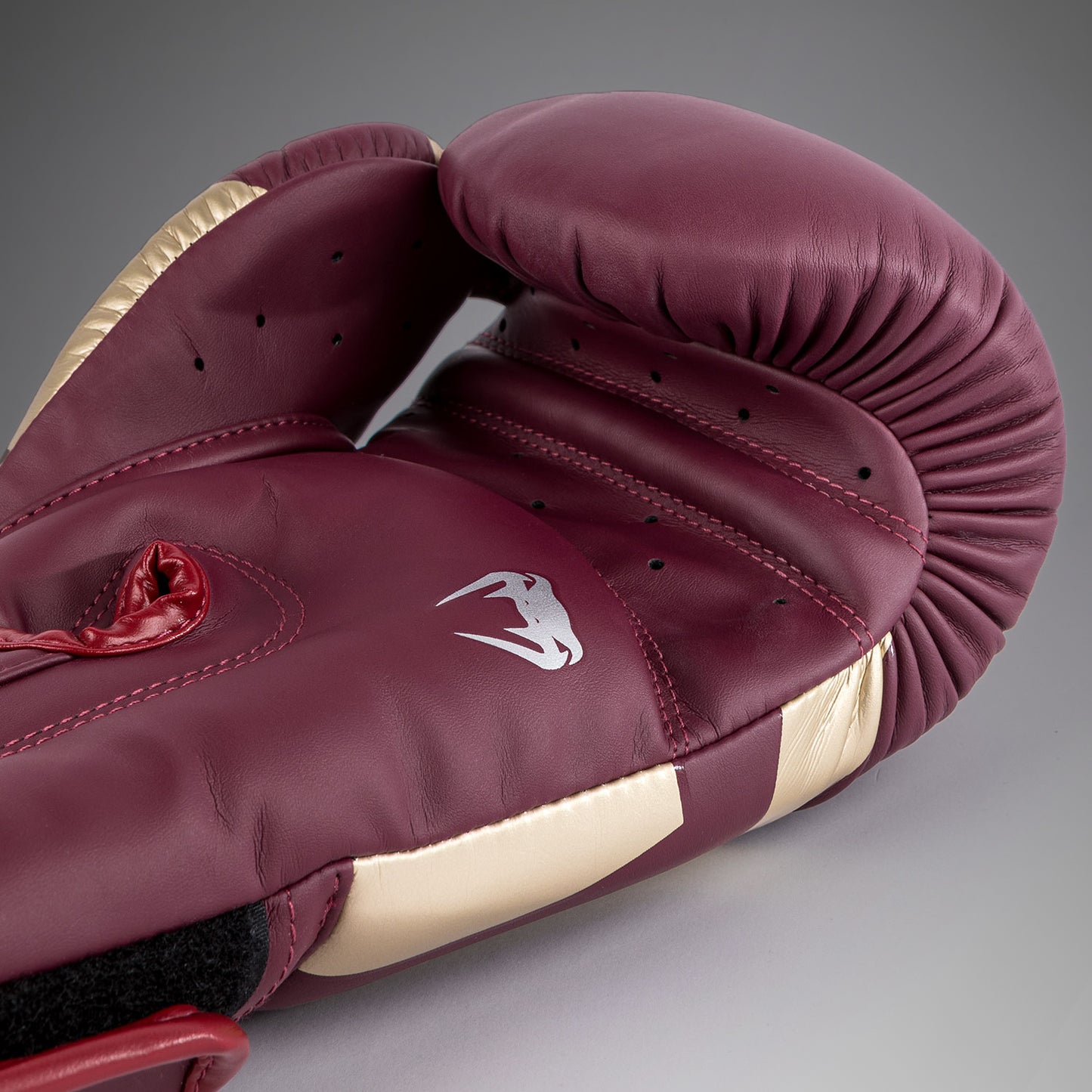 Venum Elite Guantes de Boxeo - Borgoña/Dorado