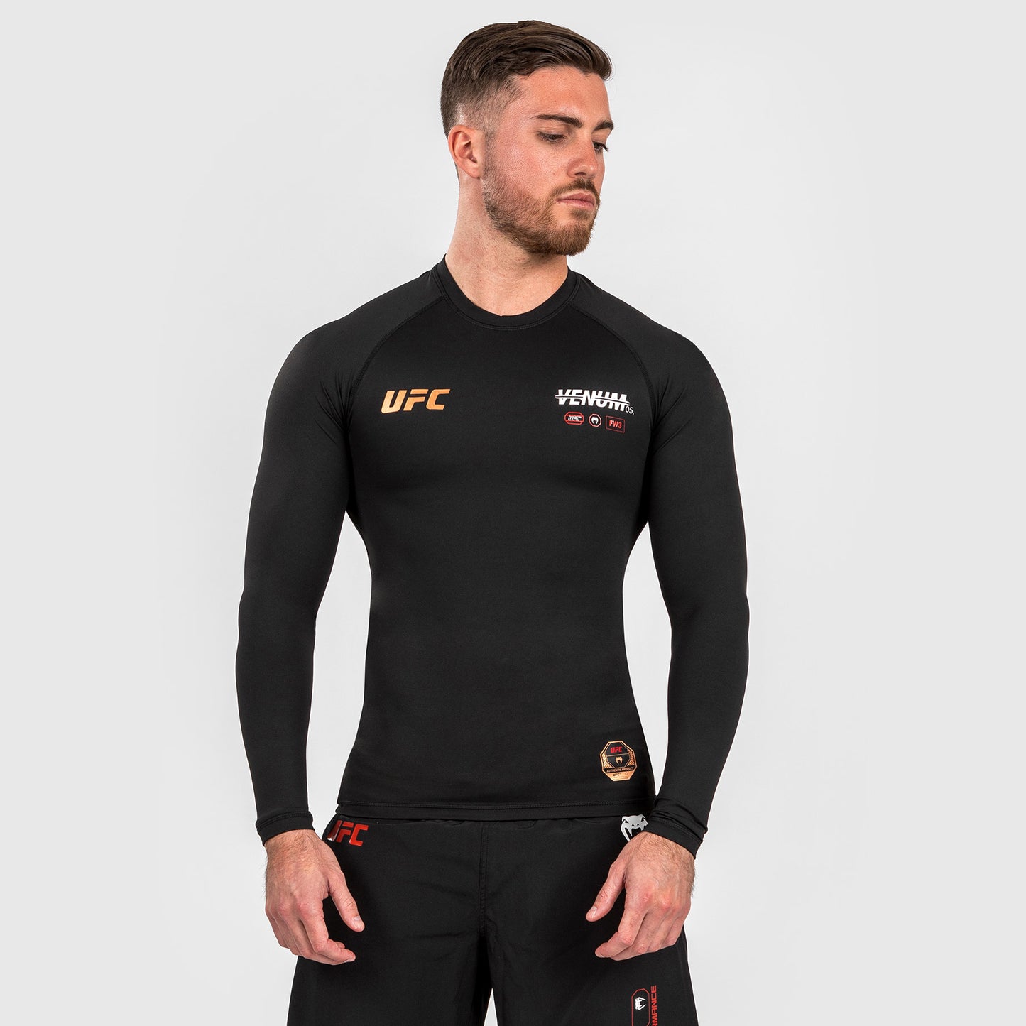 UFC Adrenaline by Venum Fight Week Lycra de manga larga de alto rendimiento para Hombre - Negra