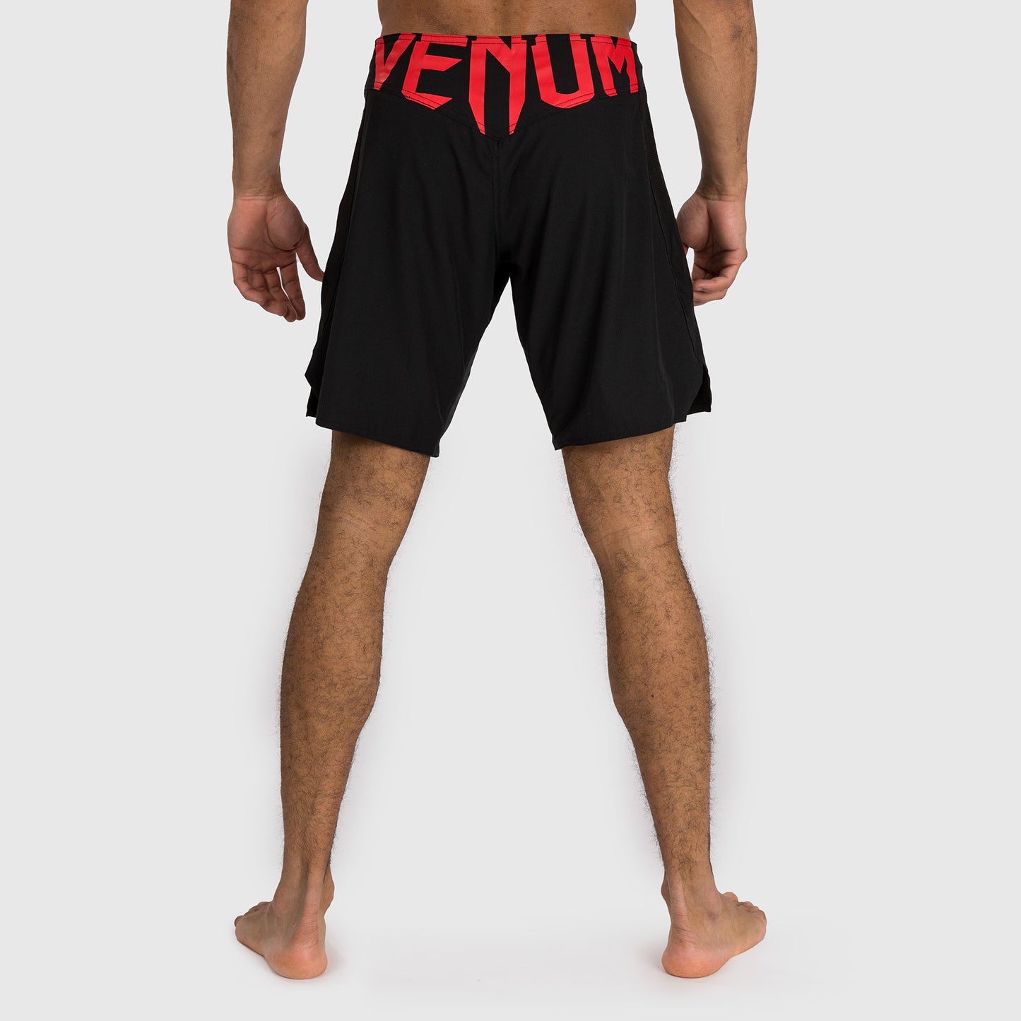 Venum Light 5.0 Pantalones cortos de lucha - Negro/Rojo