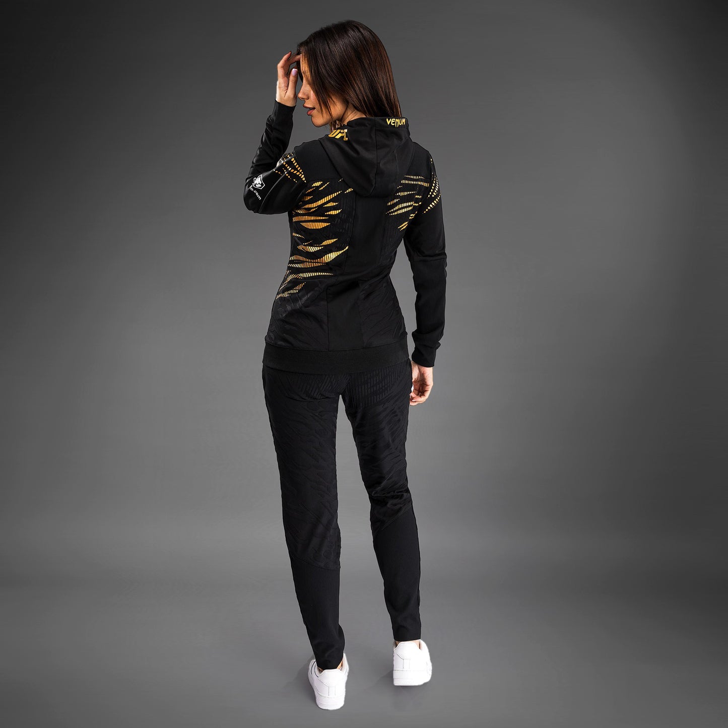 UFC Fusion by Venum Authentic Fight Night Sudadera con Capucha para Mujer - Champion