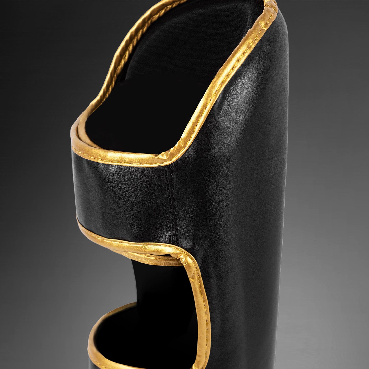 Venum Challenger Espinilleras de pie - Negro/Oro