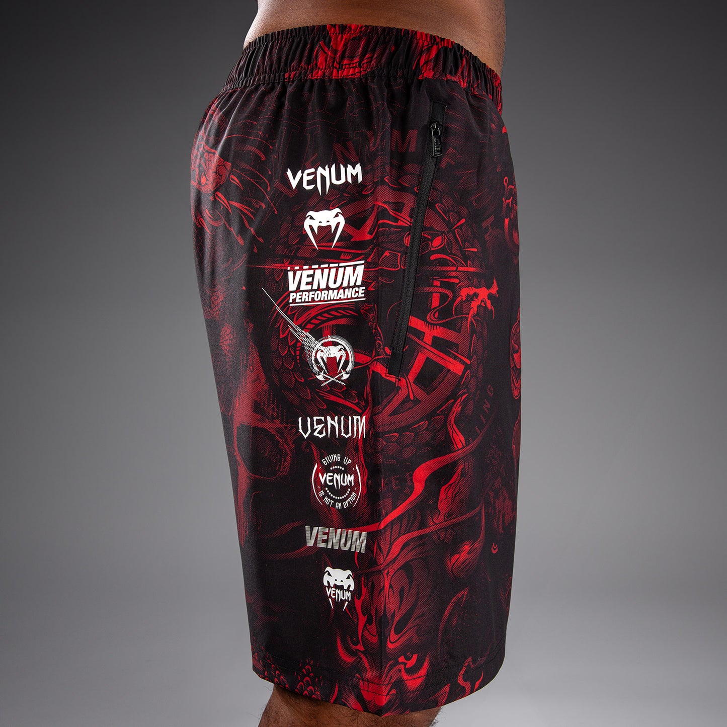 Venum 20th Anniversary Short de Entrenamiento - Negro/Rojo