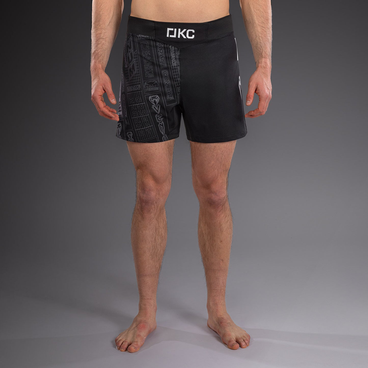 Karate Combat by Venum Short de Combate – Negro/Gris