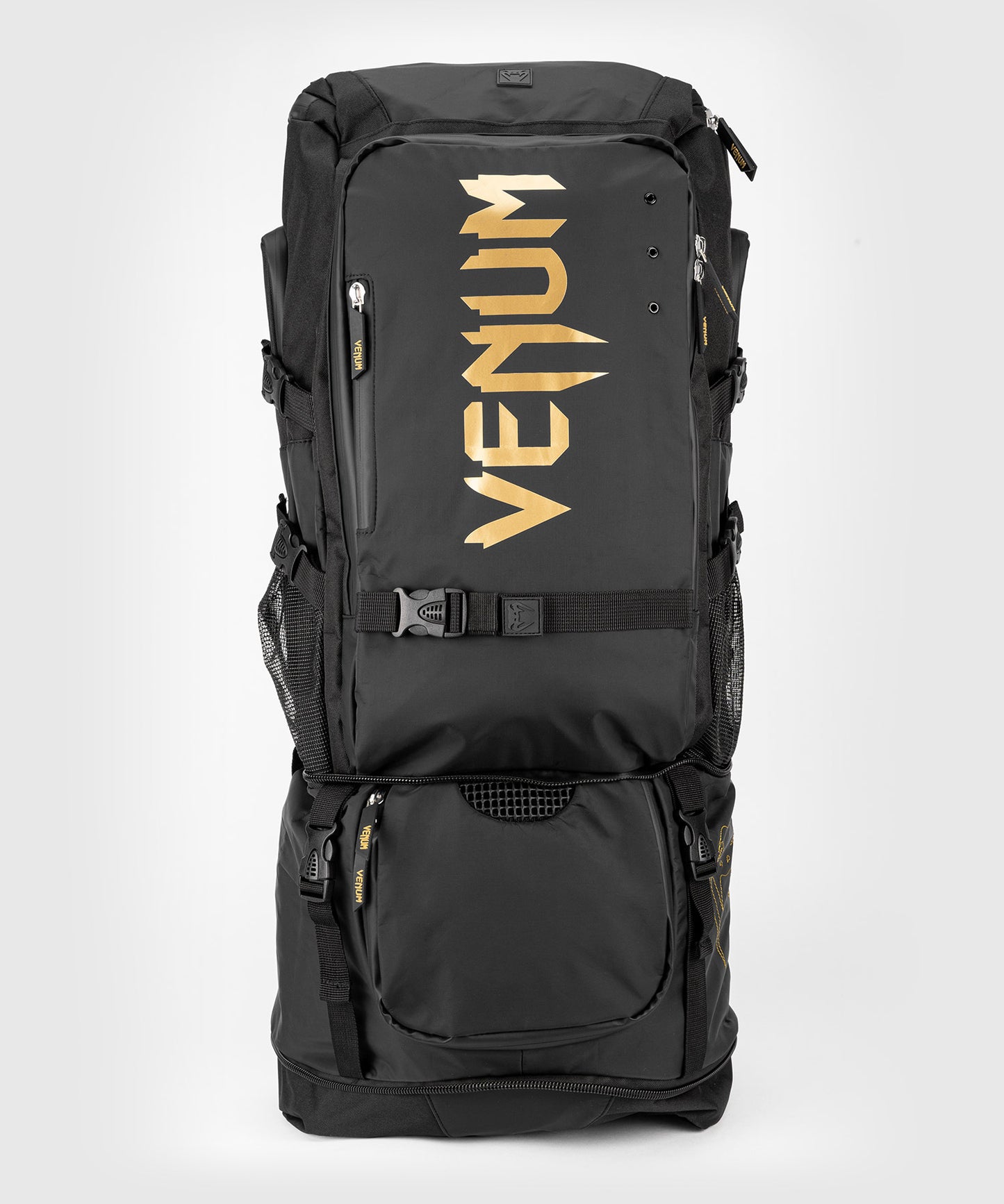 Mochila Venum Challenger Xtreme Evo - Negro/Dorado