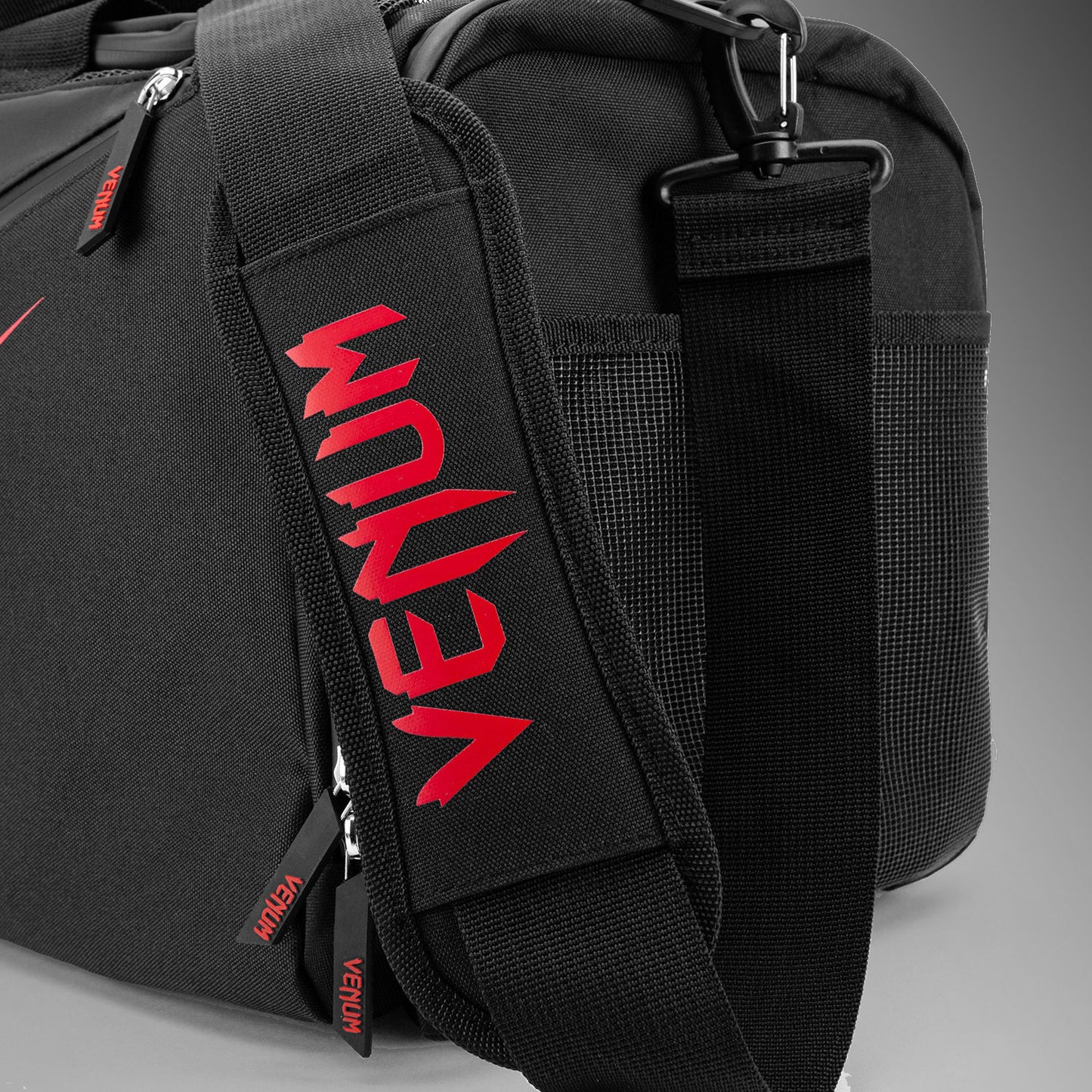 Venum Trainer Lite Evo Bolsa de deporte (48L) – Negro/Rojo