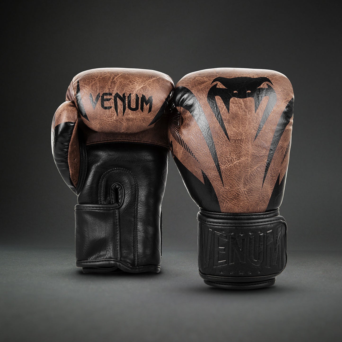 Venum Impact Guantes de Boxeo