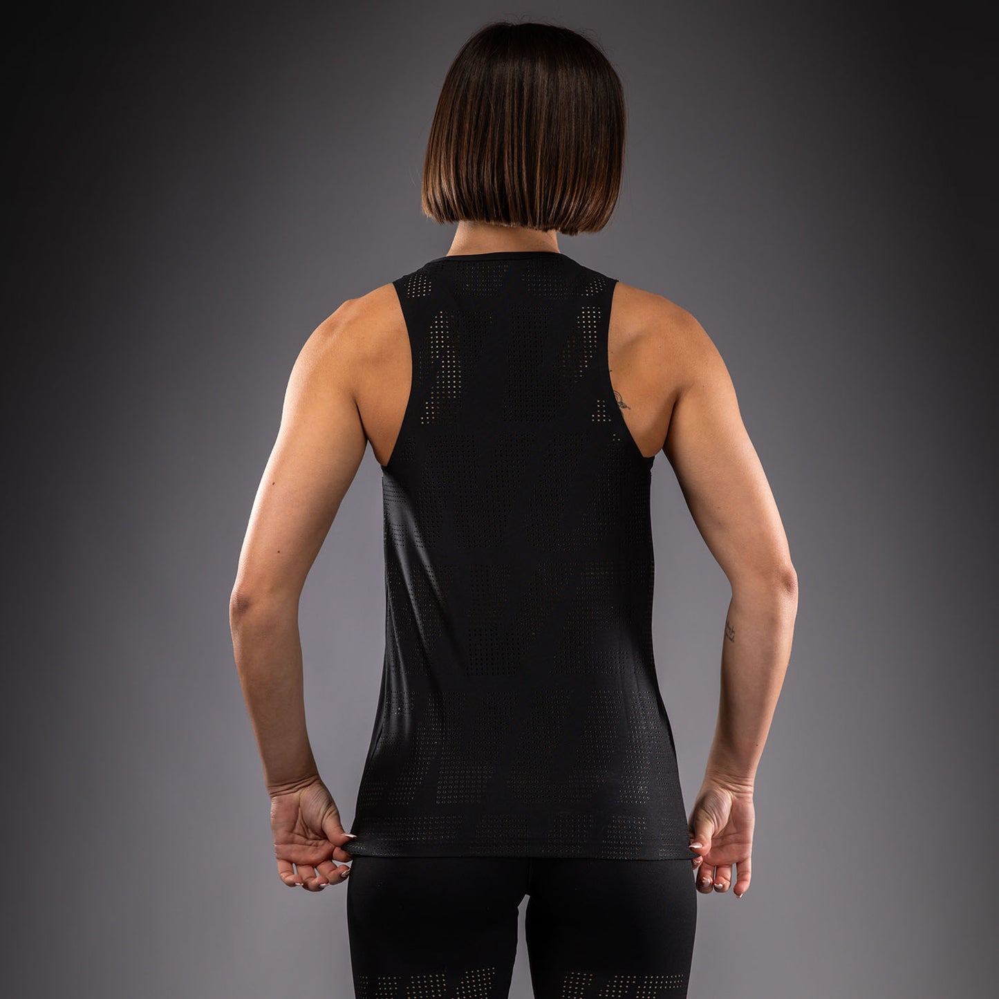 Venum Lazer Camiseta Dry Tech Para Mujer - Negro/Amarillo