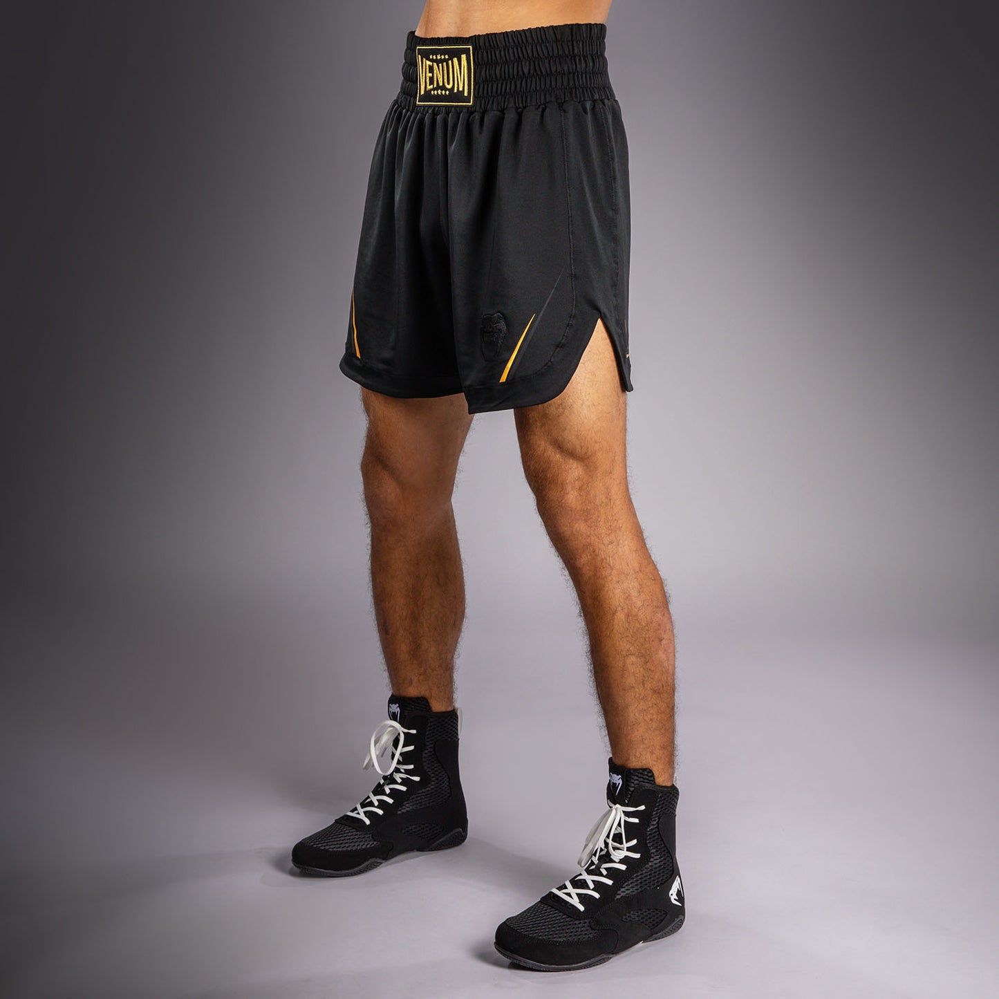 Venum G-Core Pantalón Corto de Boxeo - Negro/Oro