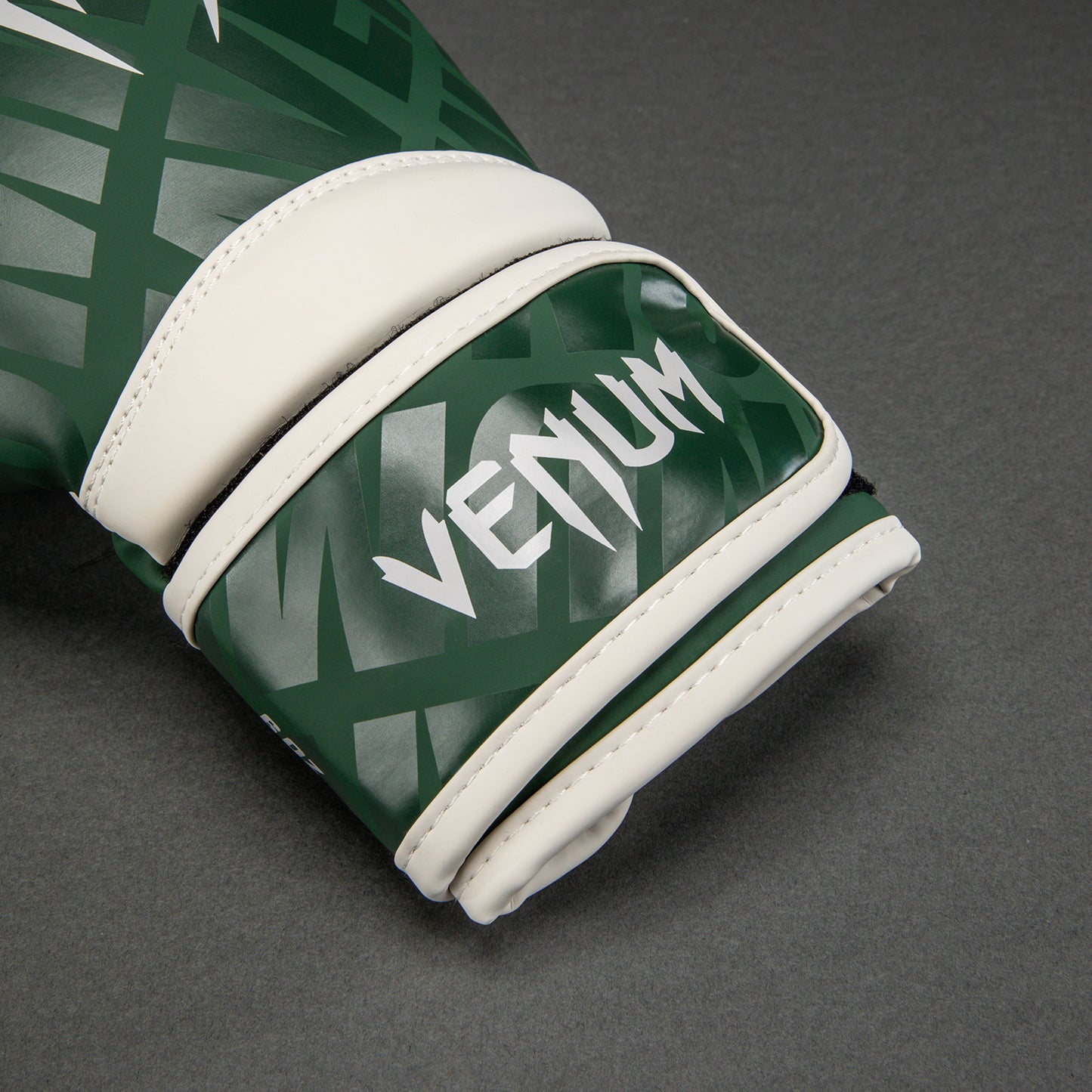 Venum Contender 1.5 XT Guantes de Boxeo  para niños - Verde Bosque/Blanco Roto