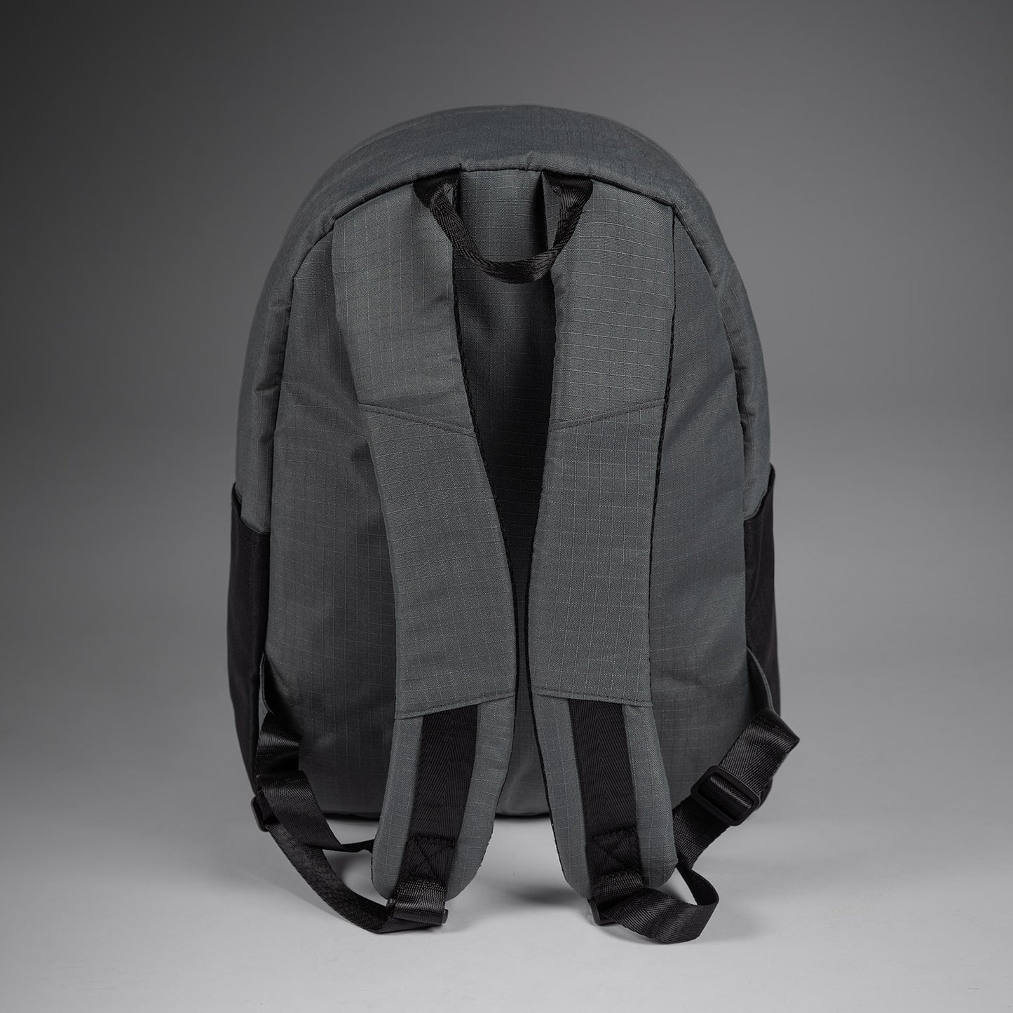 Venum Evo 2 Mochila Ligera (20-25L) – Gris Tormenta