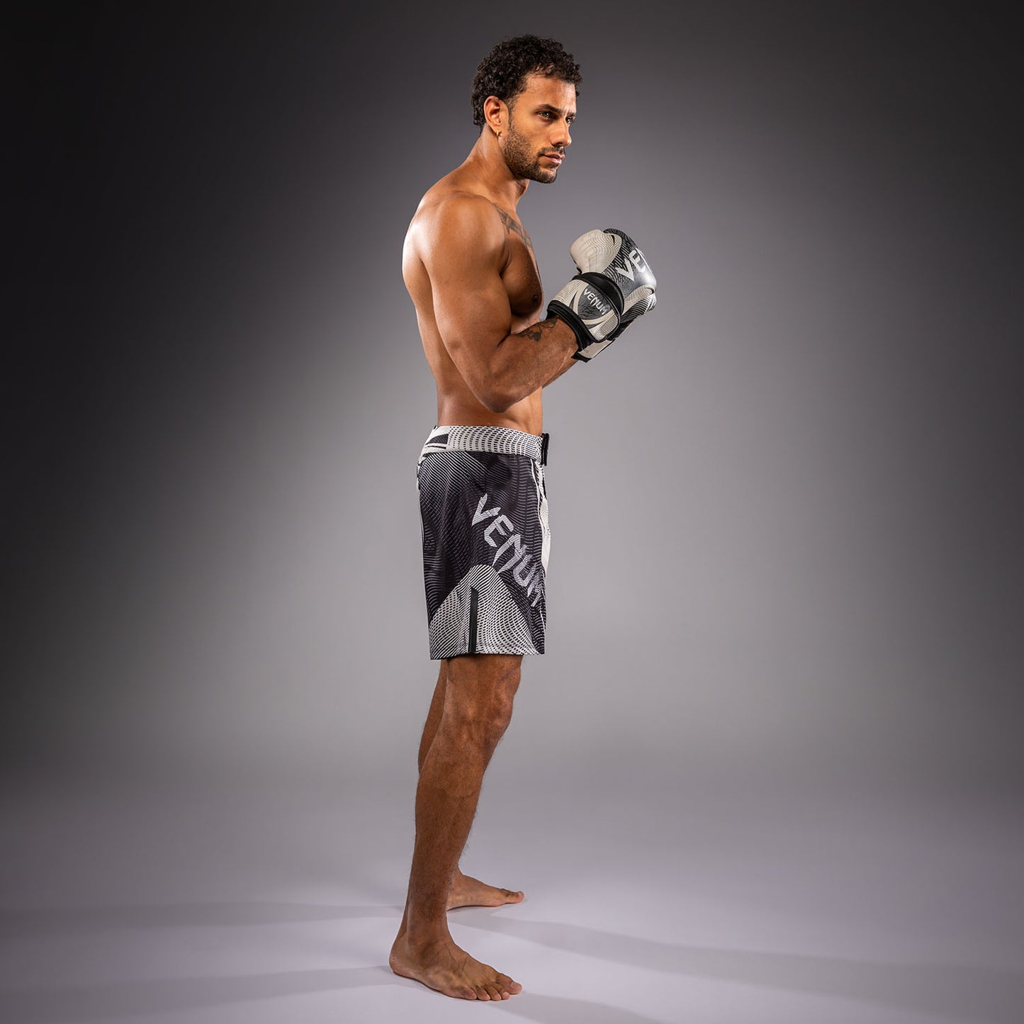 Venum Galactic 3.0 Pantalón Corto de Combate - Blanco Hueso/Negro