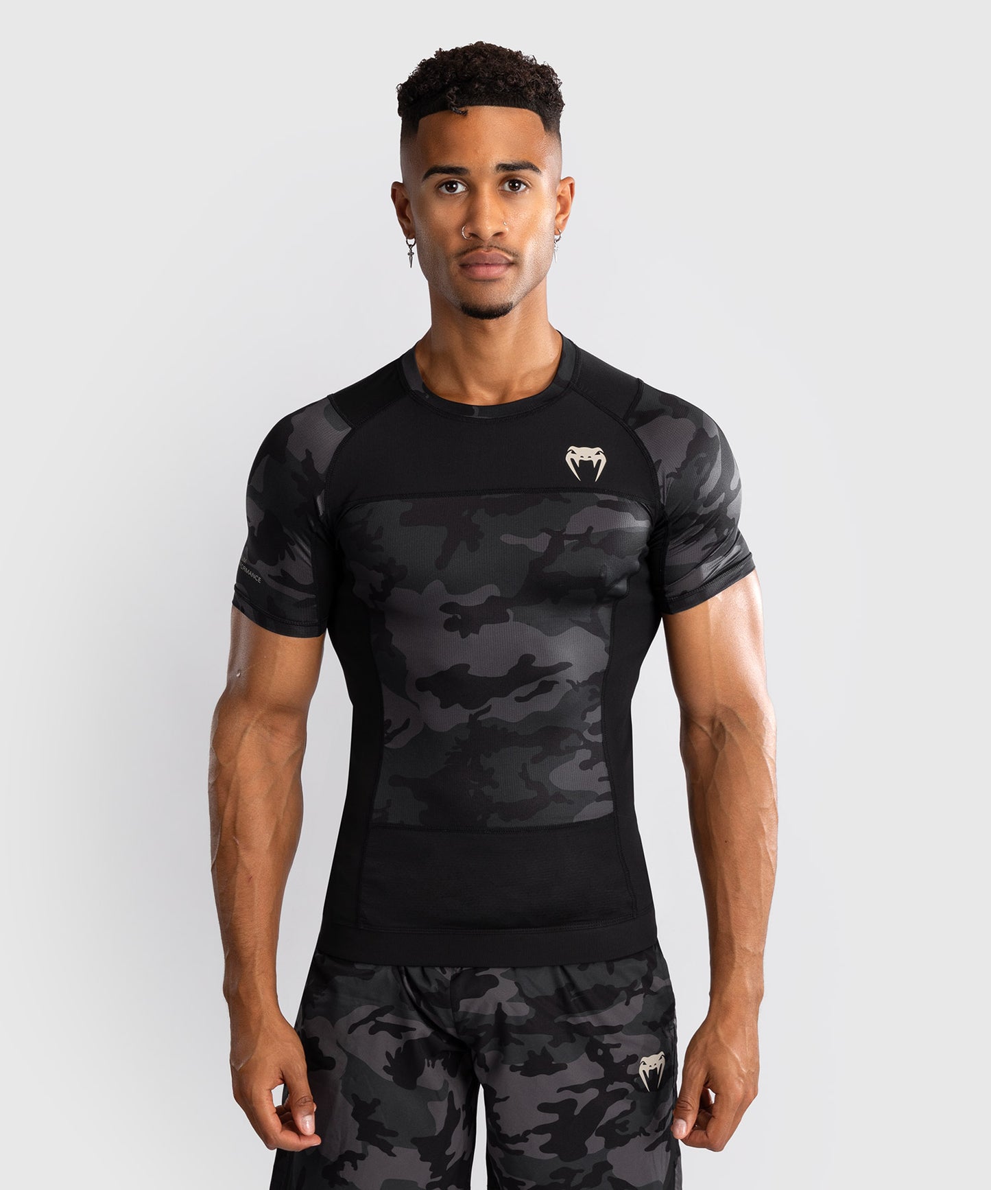 Venum G-Fit Air Rashguard de Manga Corta para Hombre - Camuflaje Urbano Digital