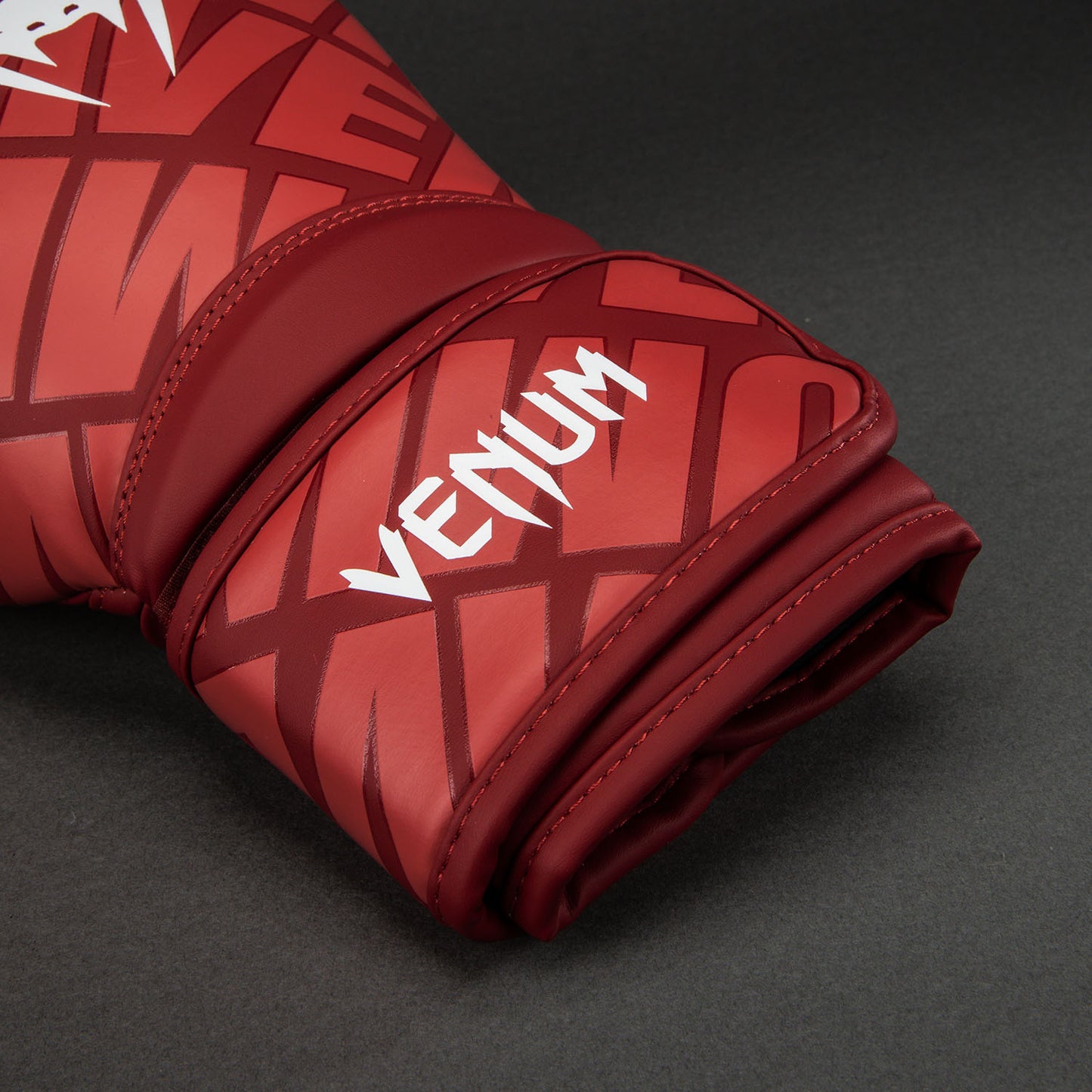 Venum Contender 1.5 XT 3D Guantes de Boxeo – Rojo Cereza/Blanco