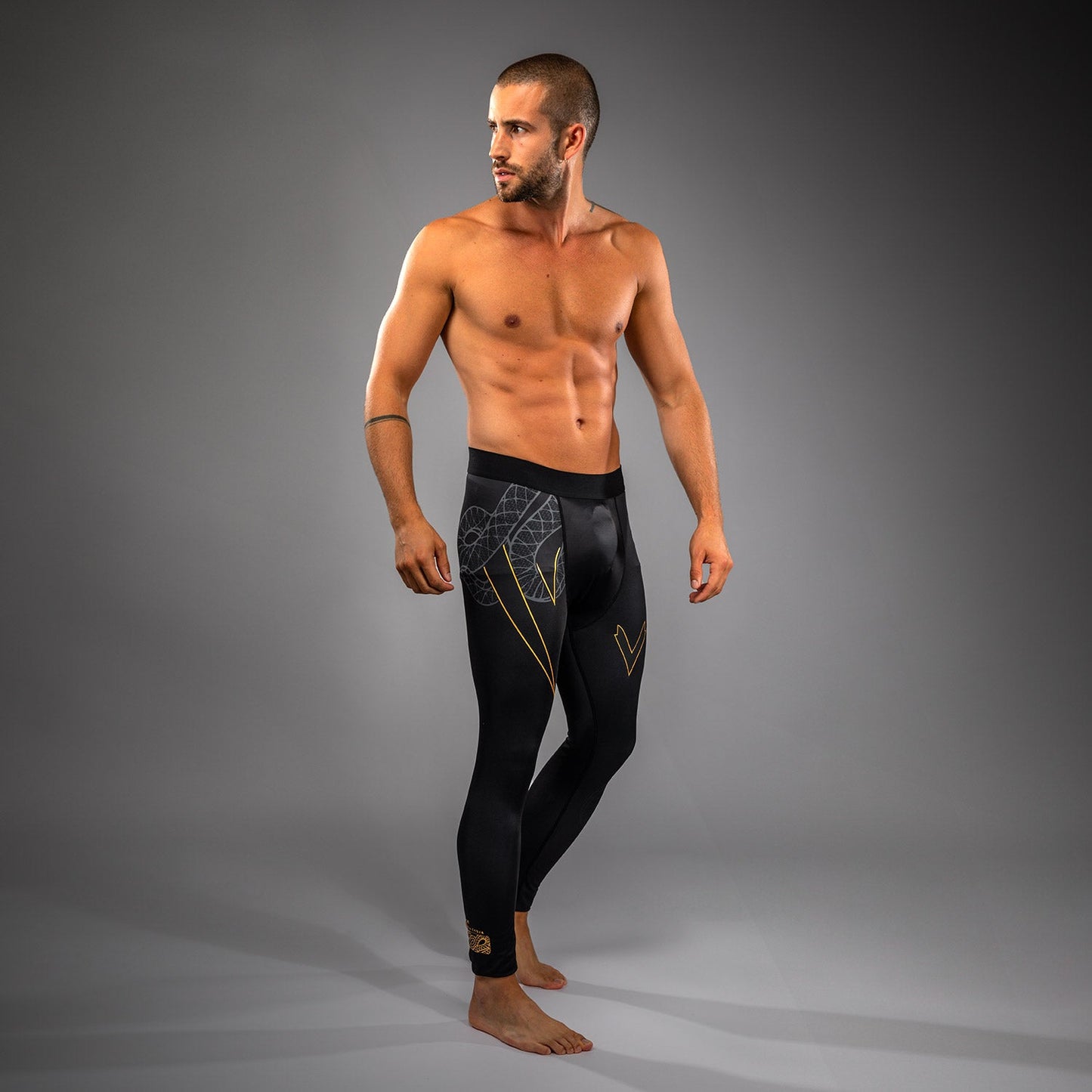 Venum Serpenti Mallas – Negro/Plateado/Dorado