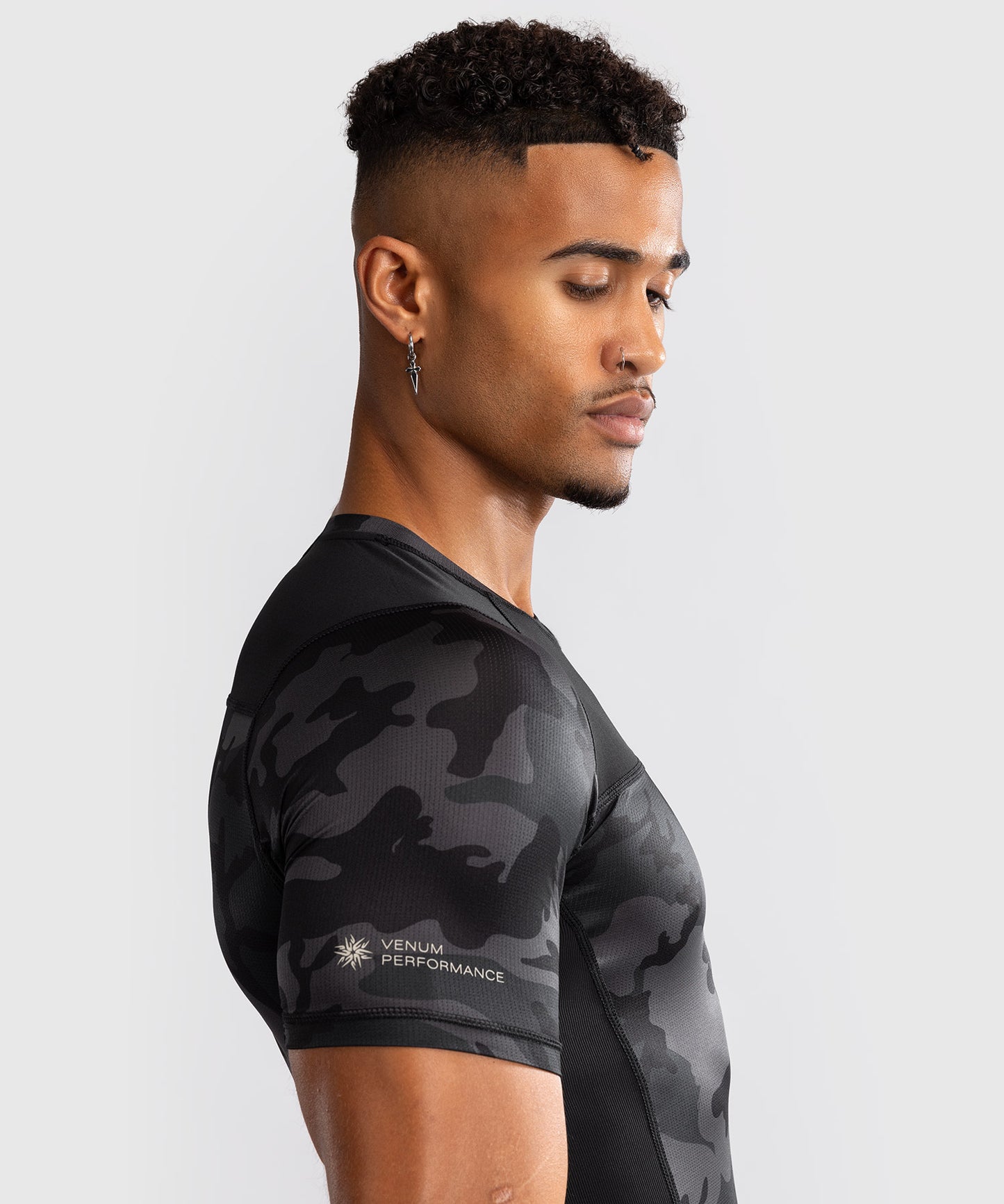 Venum G-Fit Air Rashguard de Manga Corta para Hombre - Camuflaje Urbano Digital