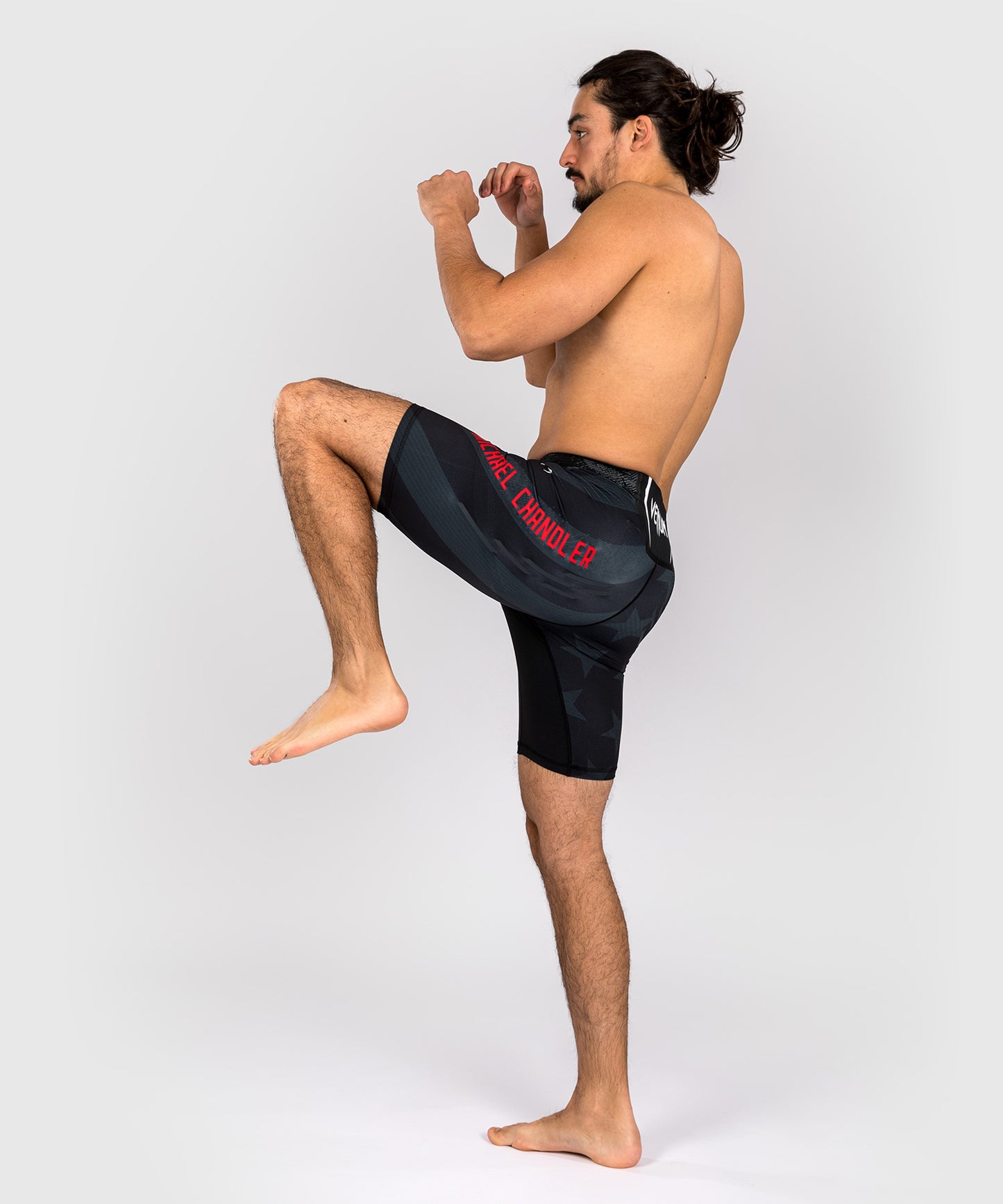 UFC Unrivaled by Venum Michael Chandler Pantalones Cortos de Vale Tudo para Hombres - Negro