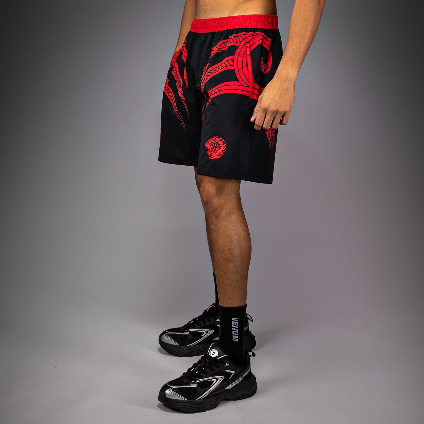 Venum x Mike Tyson Tiger Training Pantalones Cortos - Negro Profundo/Rojo Intenso