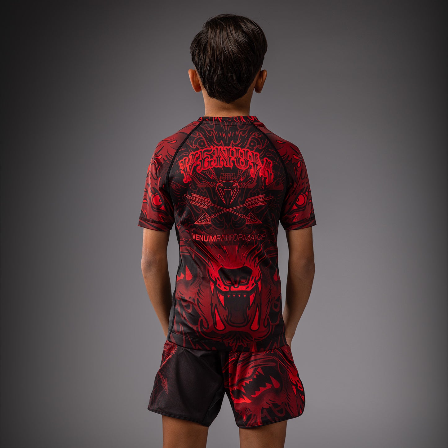 Venum Wolf Atak Rashguard Manga Corta Para Niños – Negro/Rojo