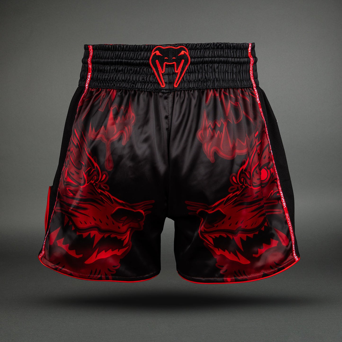 Venum Wolf Atak Short de Muay Thai – Negro/Rojo