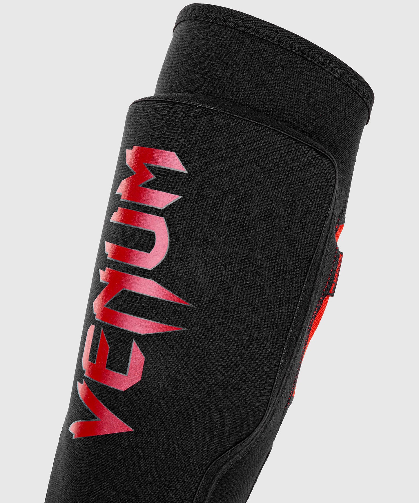 Espinilleras Venum Kontact Evo - Negro/Rojo