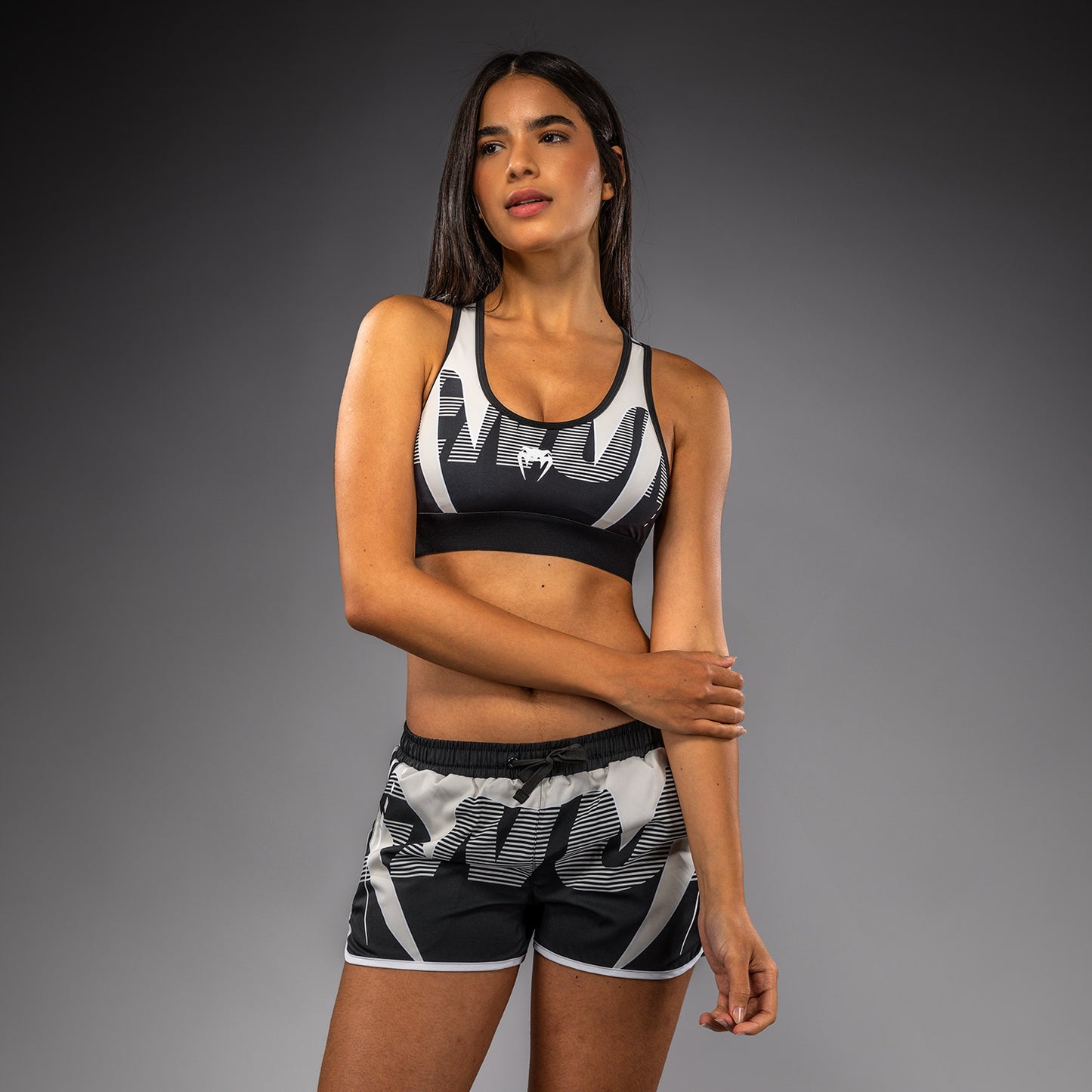Venum Adrenaline Sujetador Deportivo Mujer – Negro/Marfil