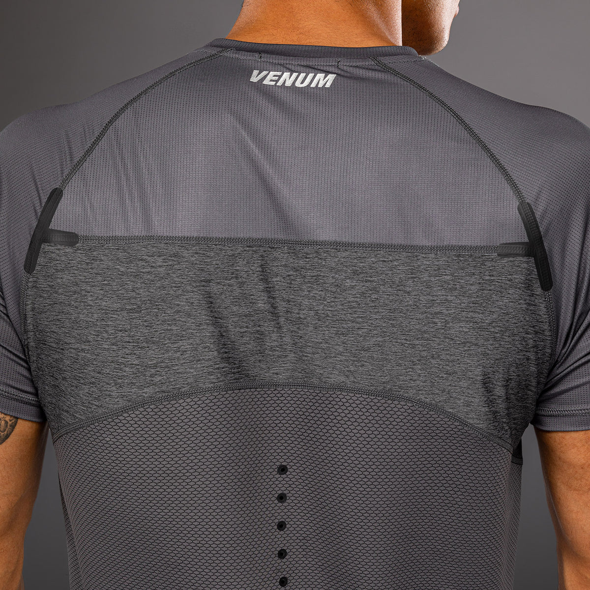 Venum G-Fit Scale Camiseta Dry Tech - Gris