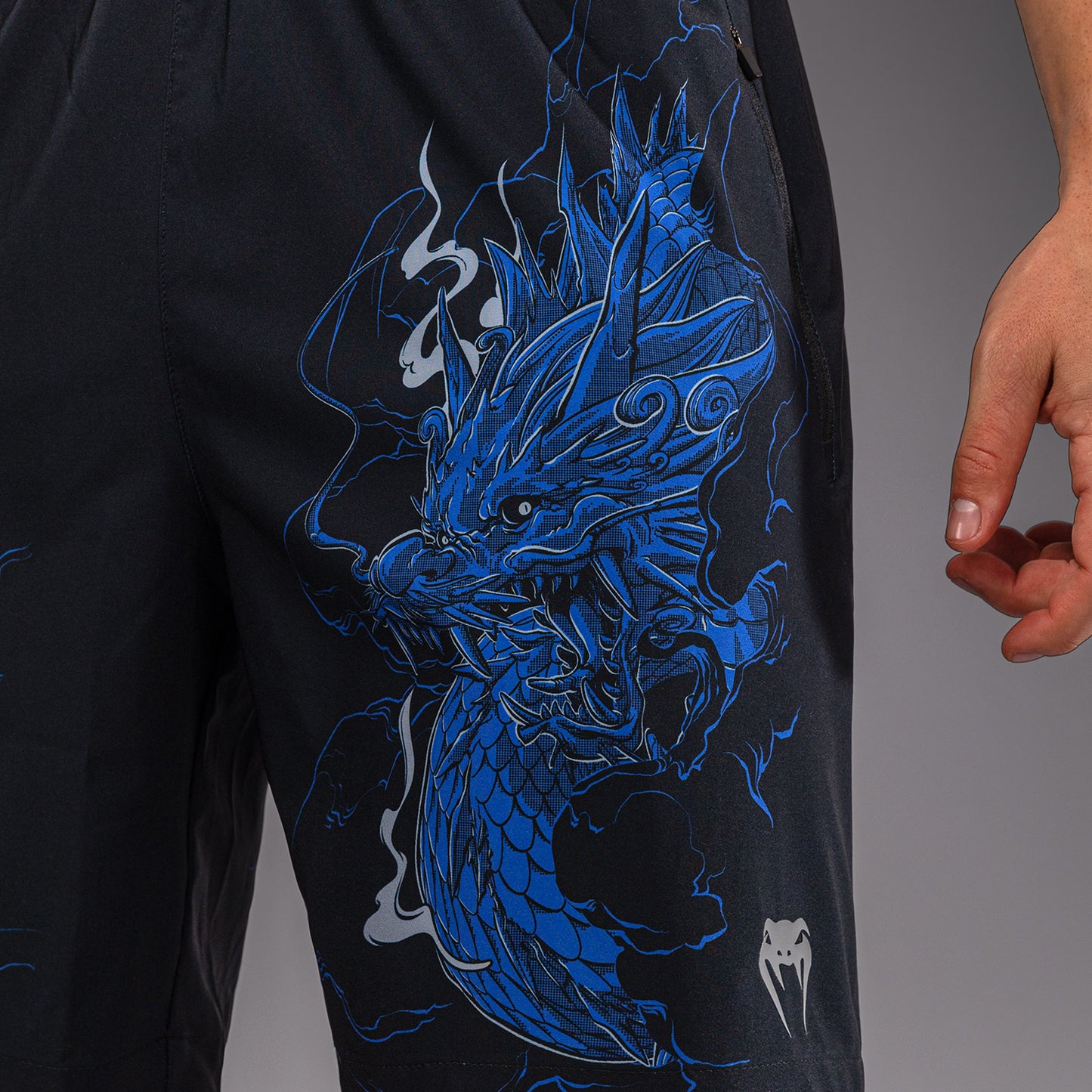 Venum Thunder Dragon Short de Entrenamiento – Negro/Azul Real