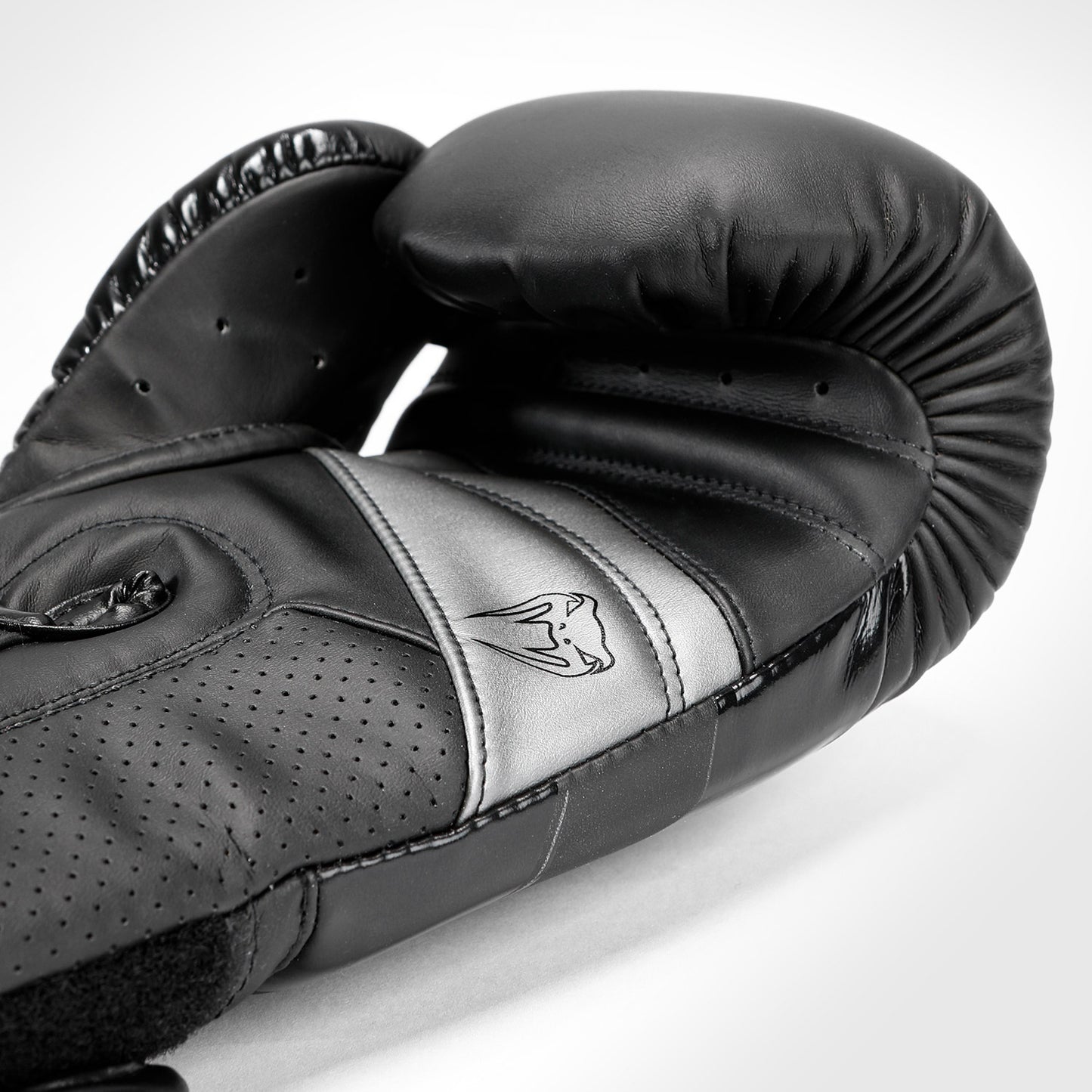 Guantes de boxeo Venum Elite Evo - Negro/Negro