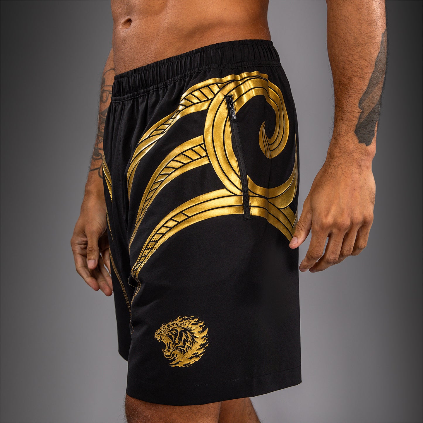 Venum x Mike Tyson Tiger Pantalón Corto de Entrenamiento Tiger - Negro/Oro