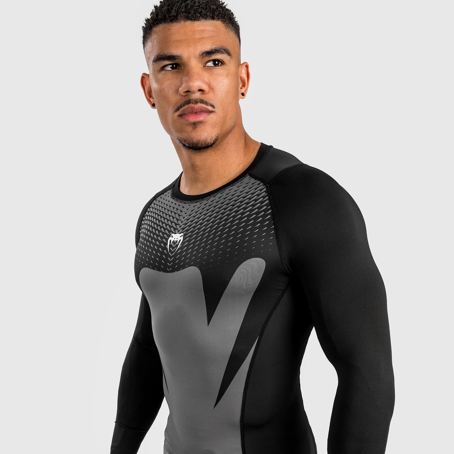 Venum Attack Rashguard de Manga Larga para Hombre - Negro/Gris